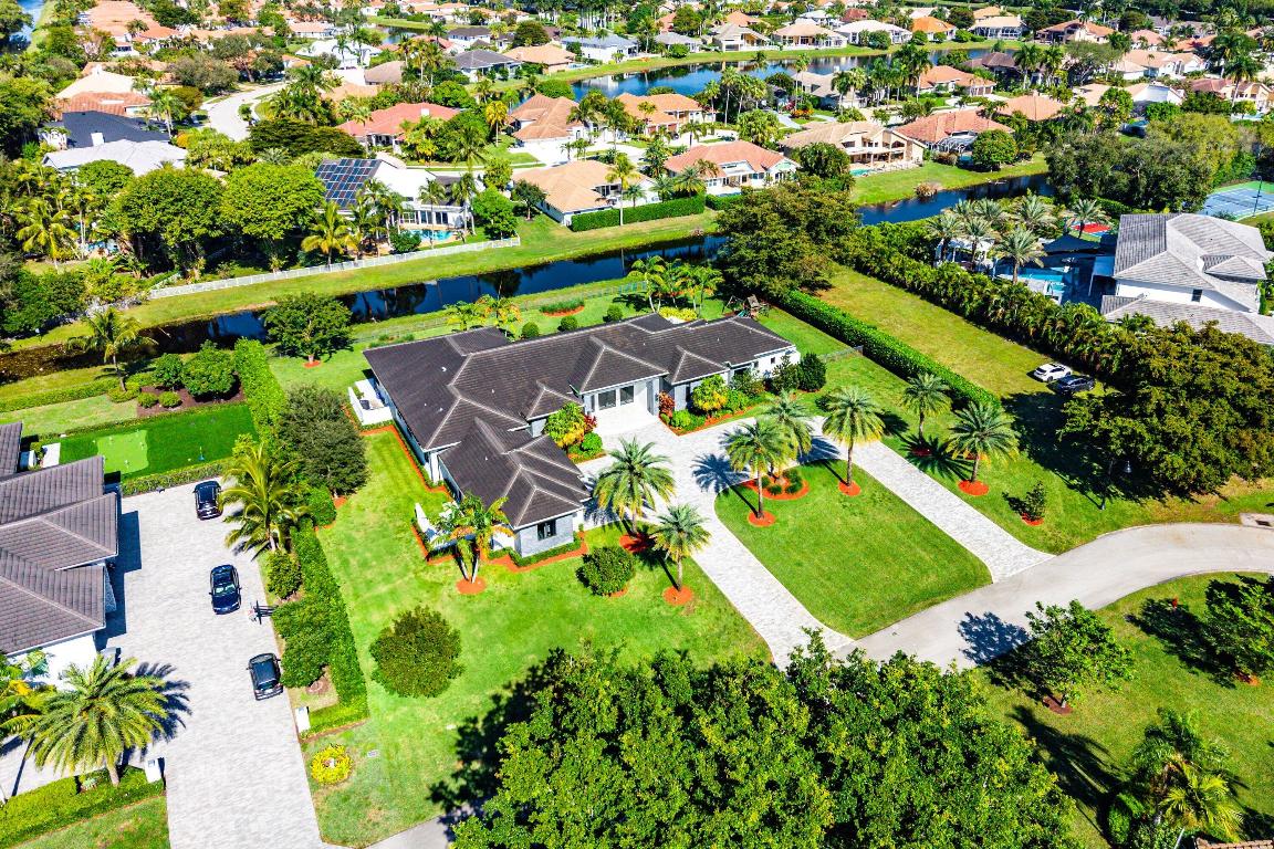 BONIELLO ACRES - Residential