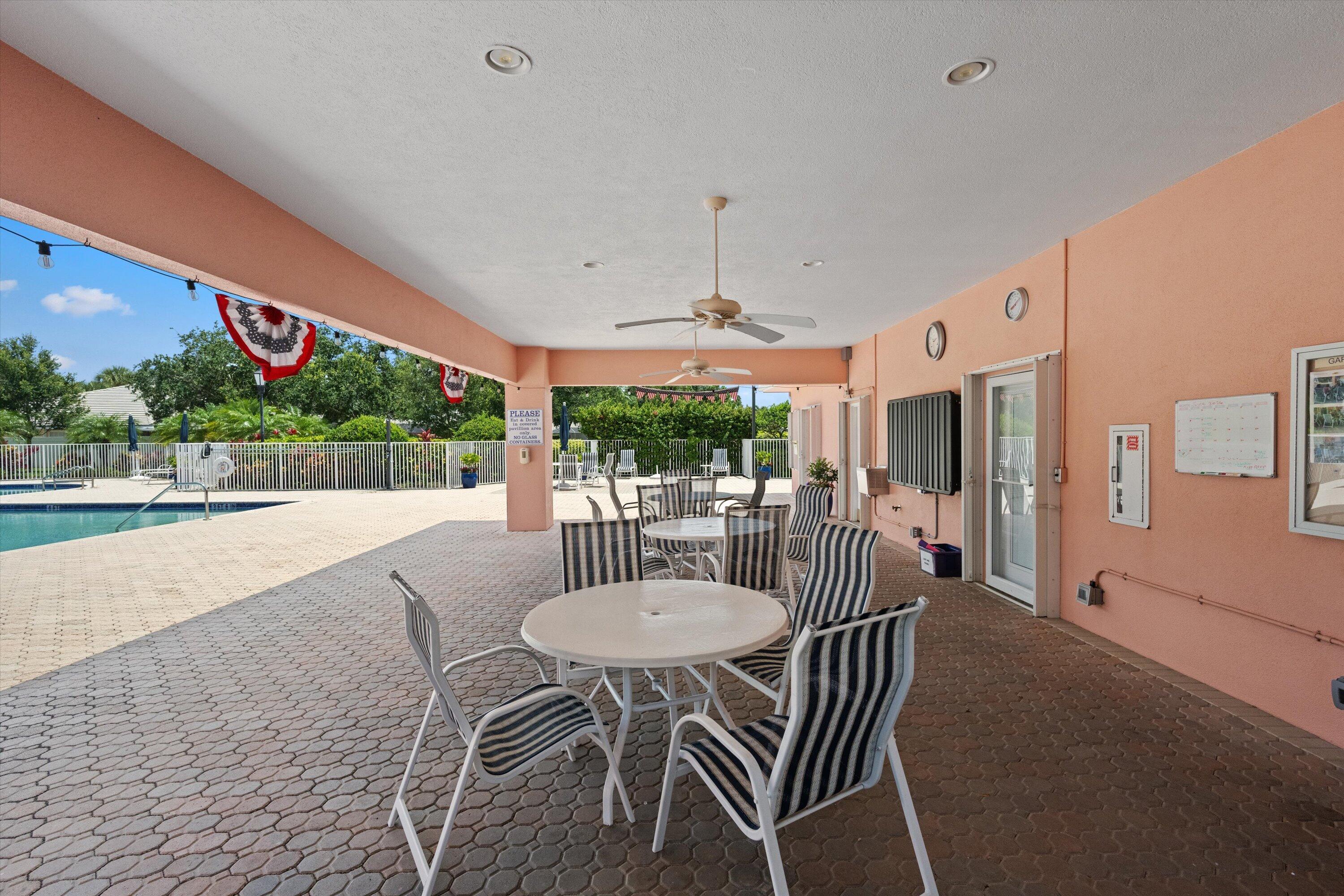GARDEN OAKS - Residential