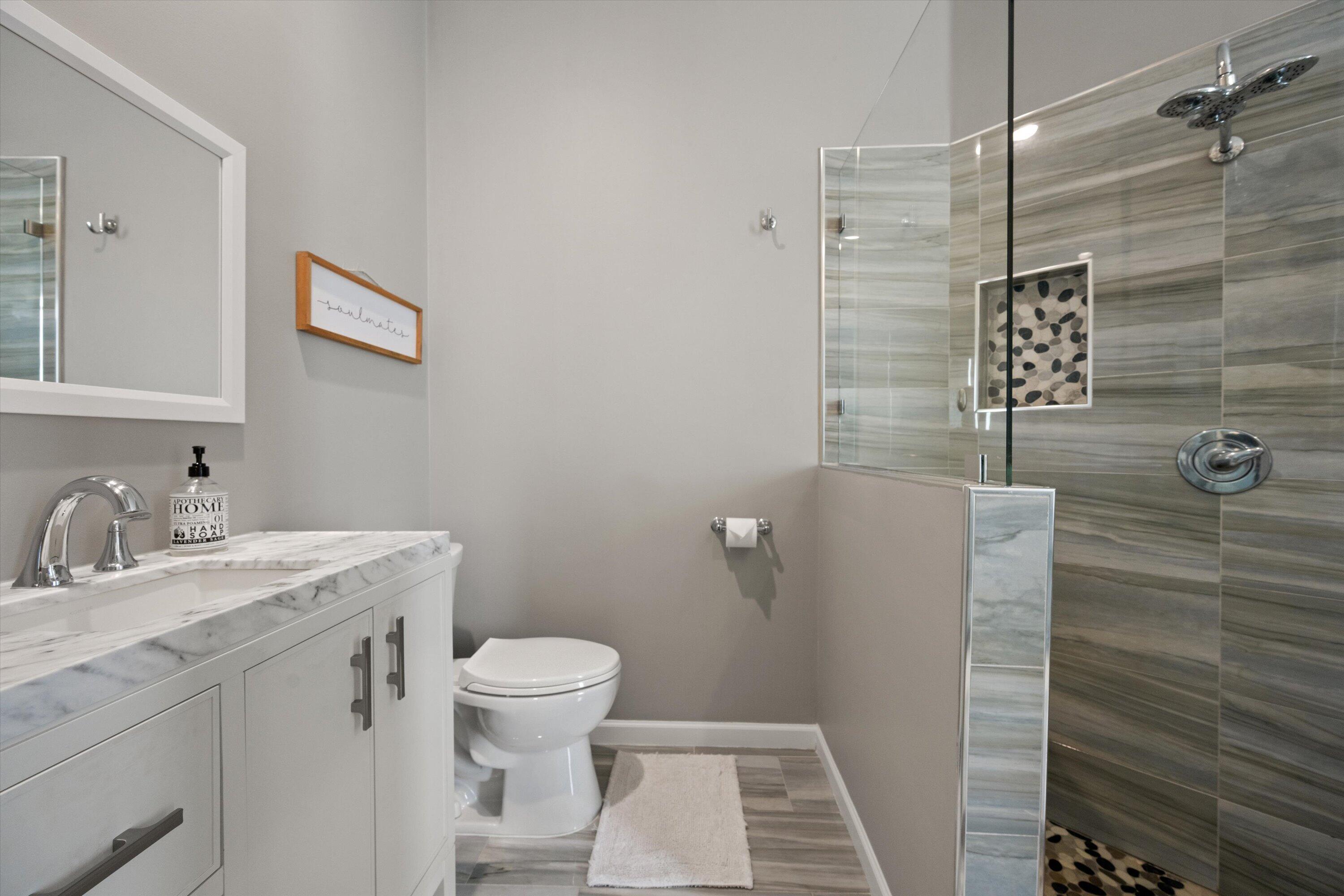 GARDEN OAKS - Residential