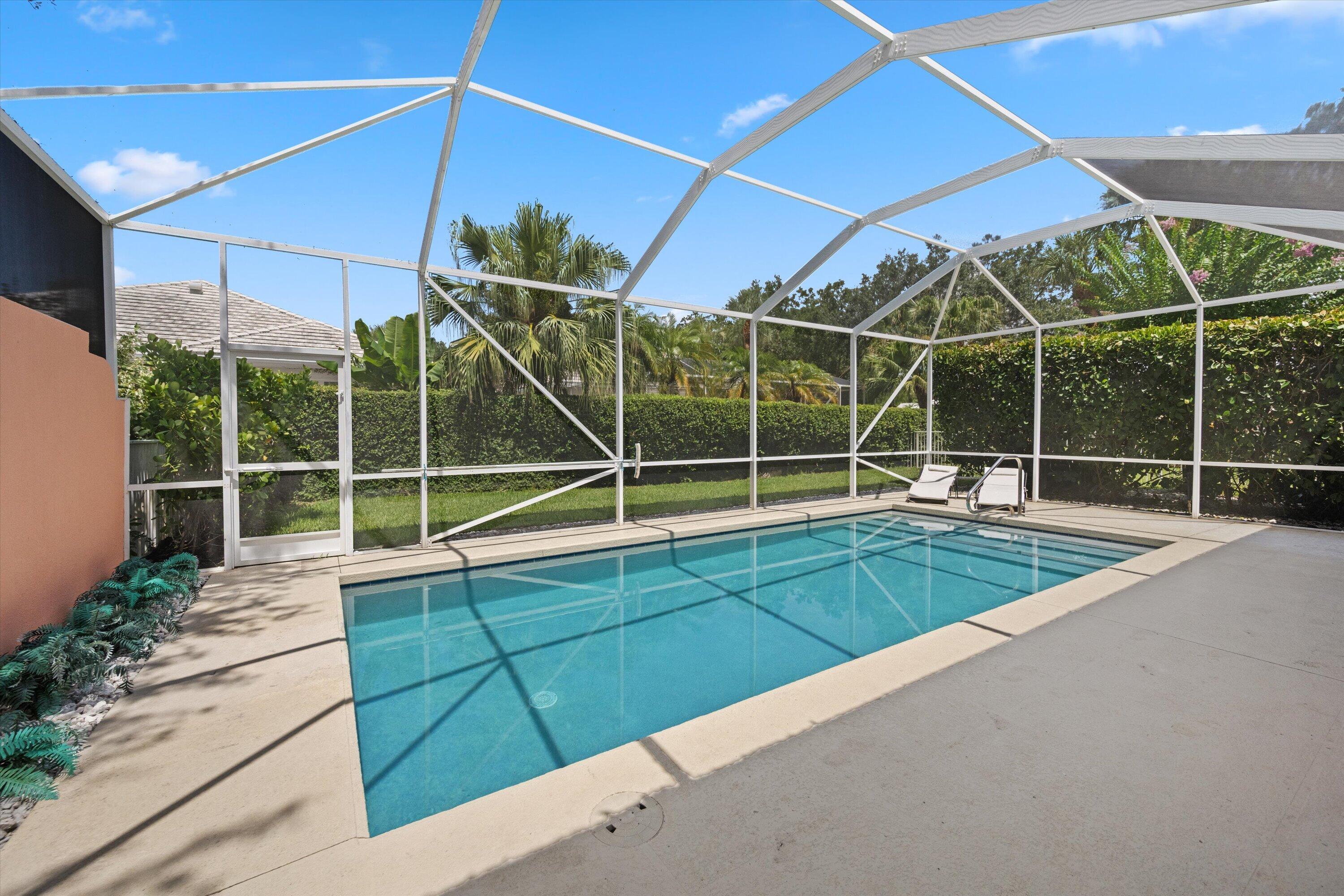GARDEN OAKS - Residential