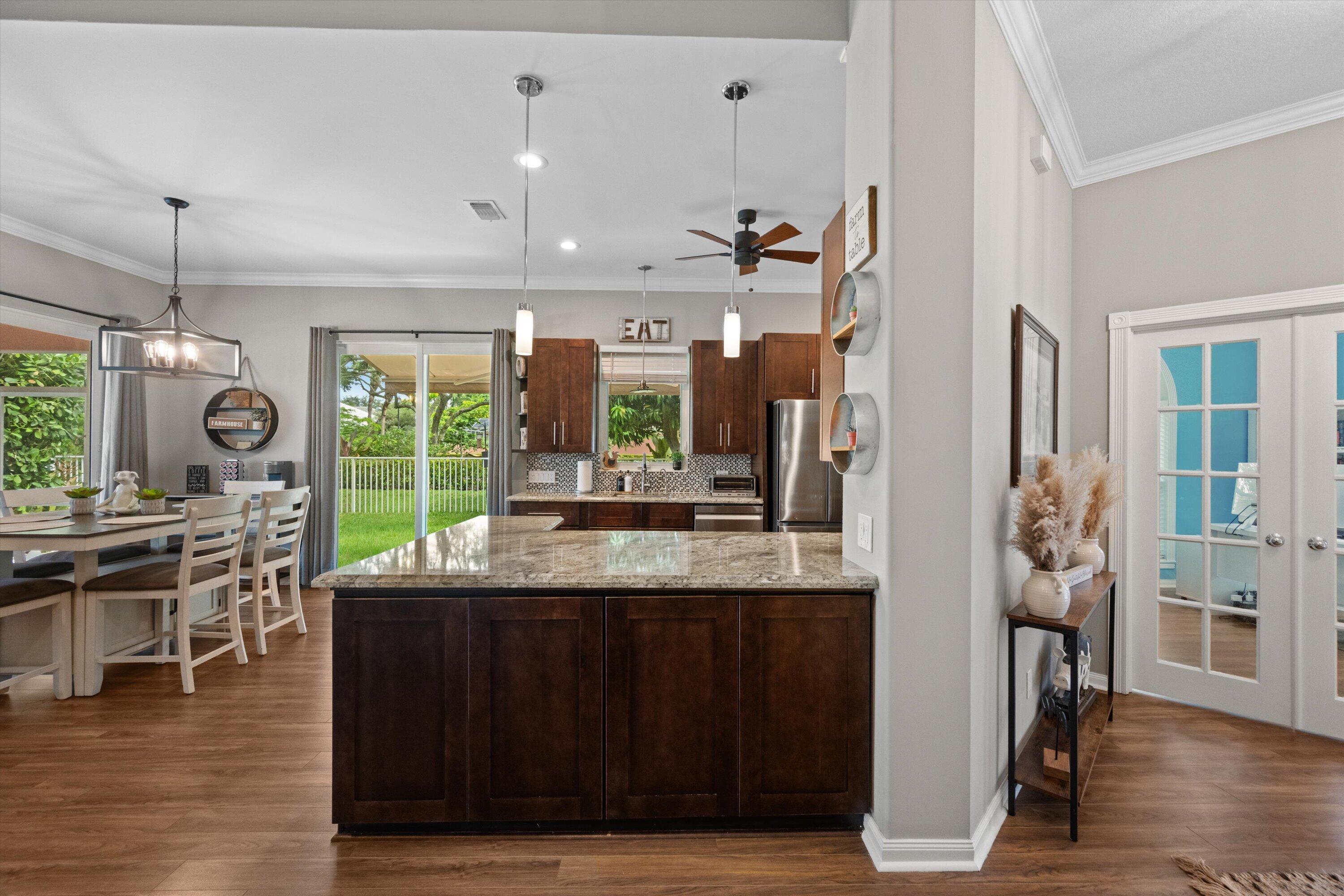 GARDEN OAKS - Residential