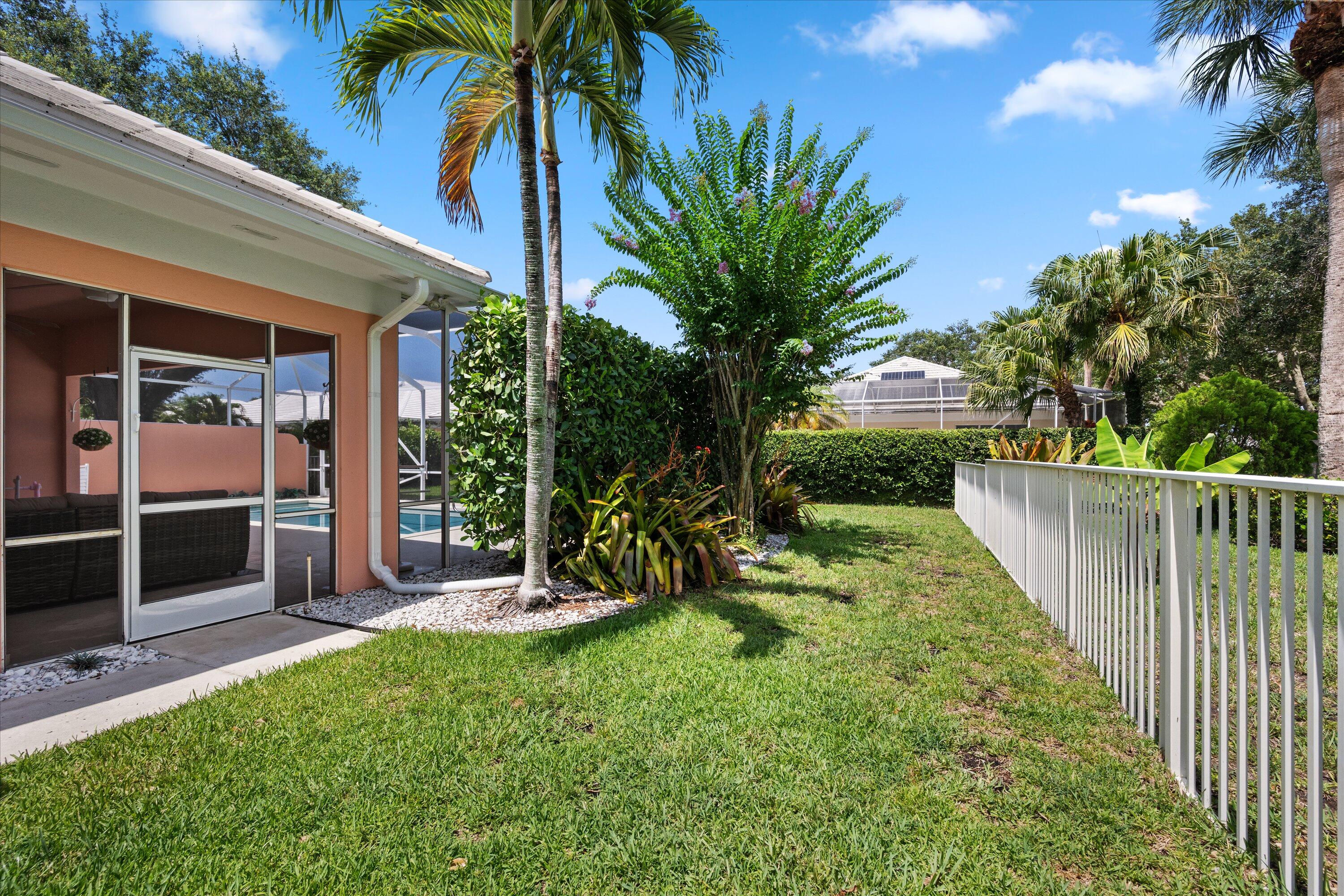 GARDEN OAKS - Residential