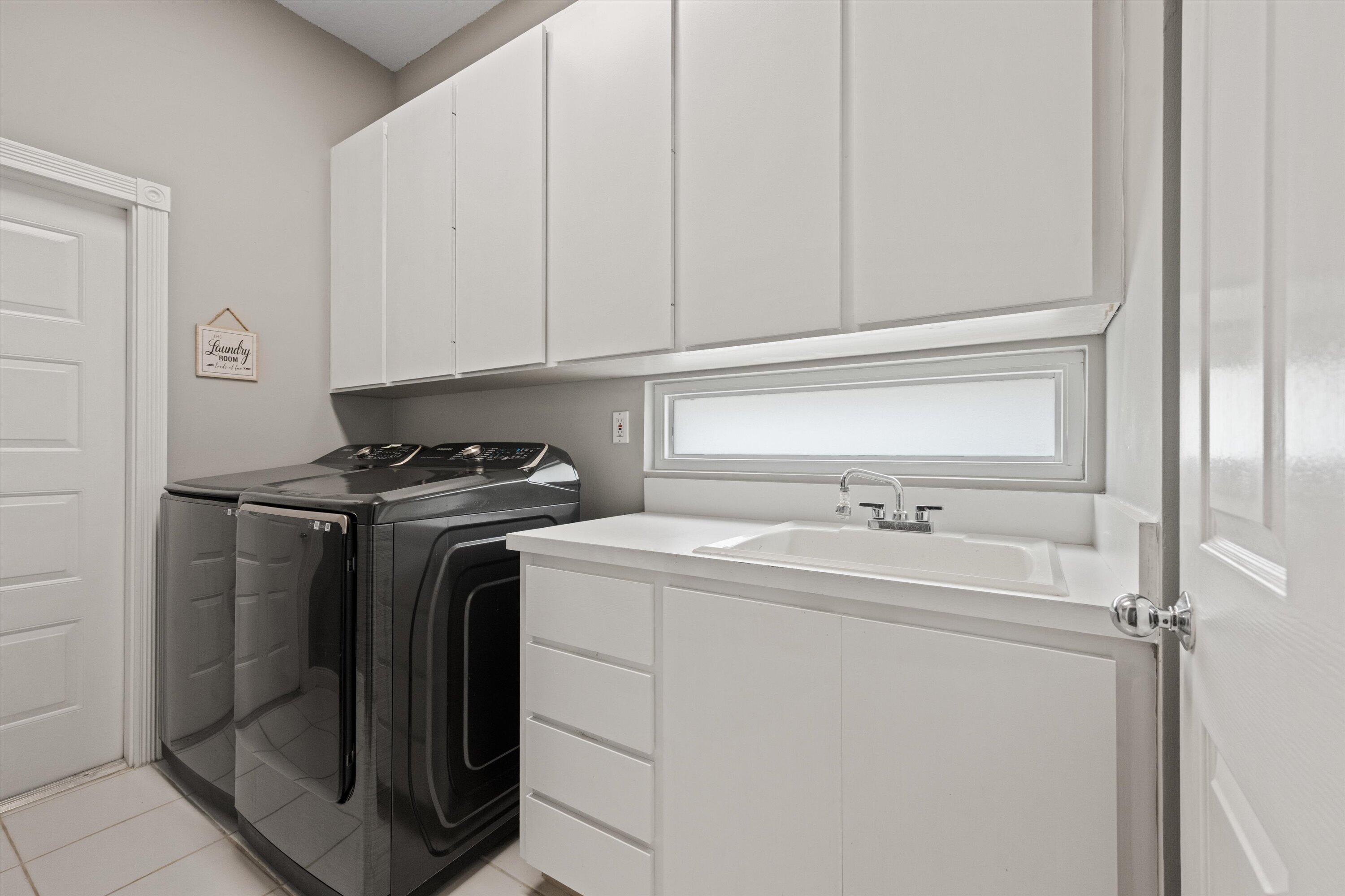 GARDEN OAKS - Residential