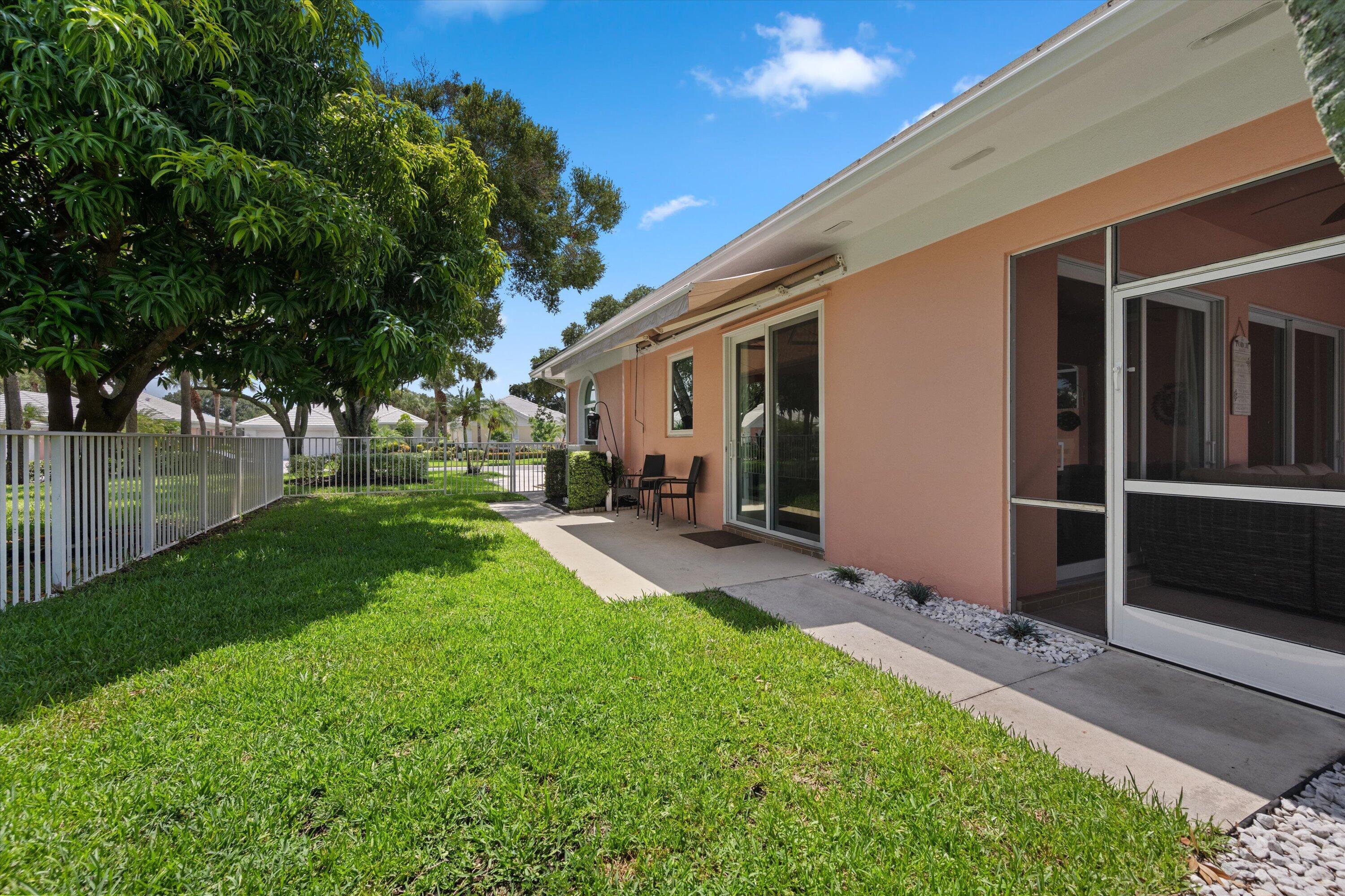 GARDEN OAKS - Residential