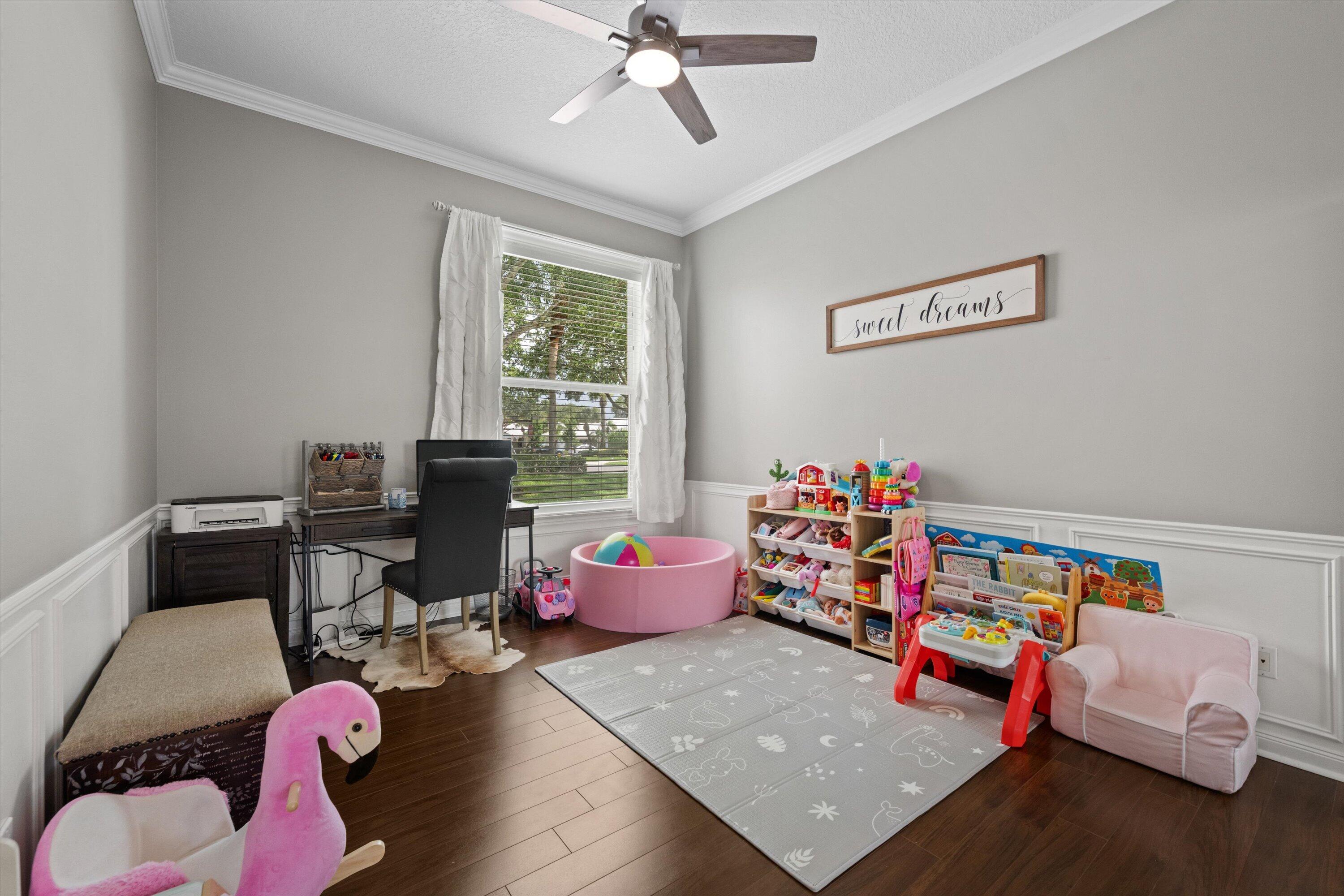 GARDEN OAKS - Residential