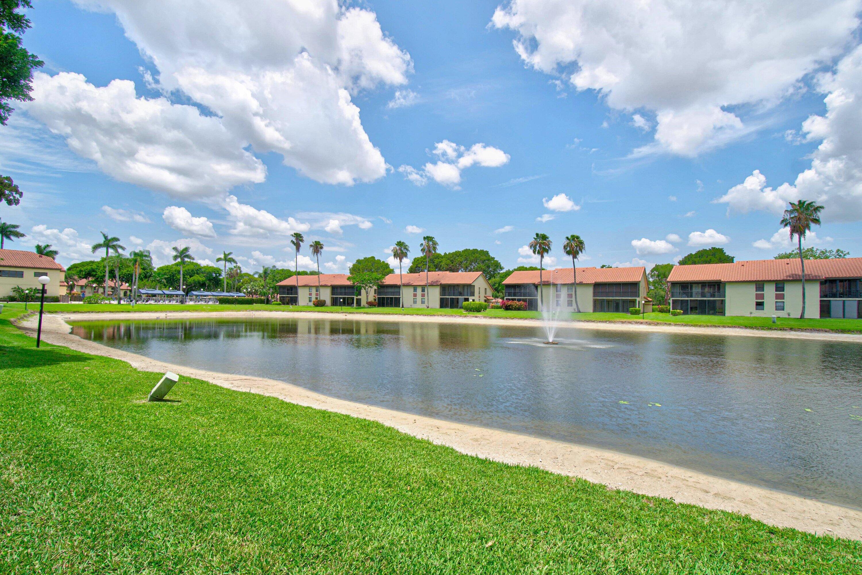 PALM CHASE LAKES - Residential