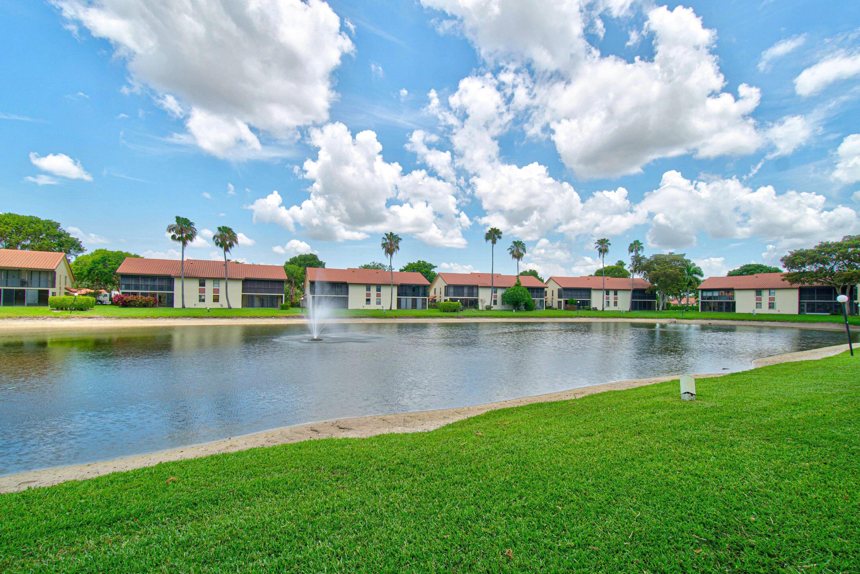 PALM CHASE LAKES - Residential