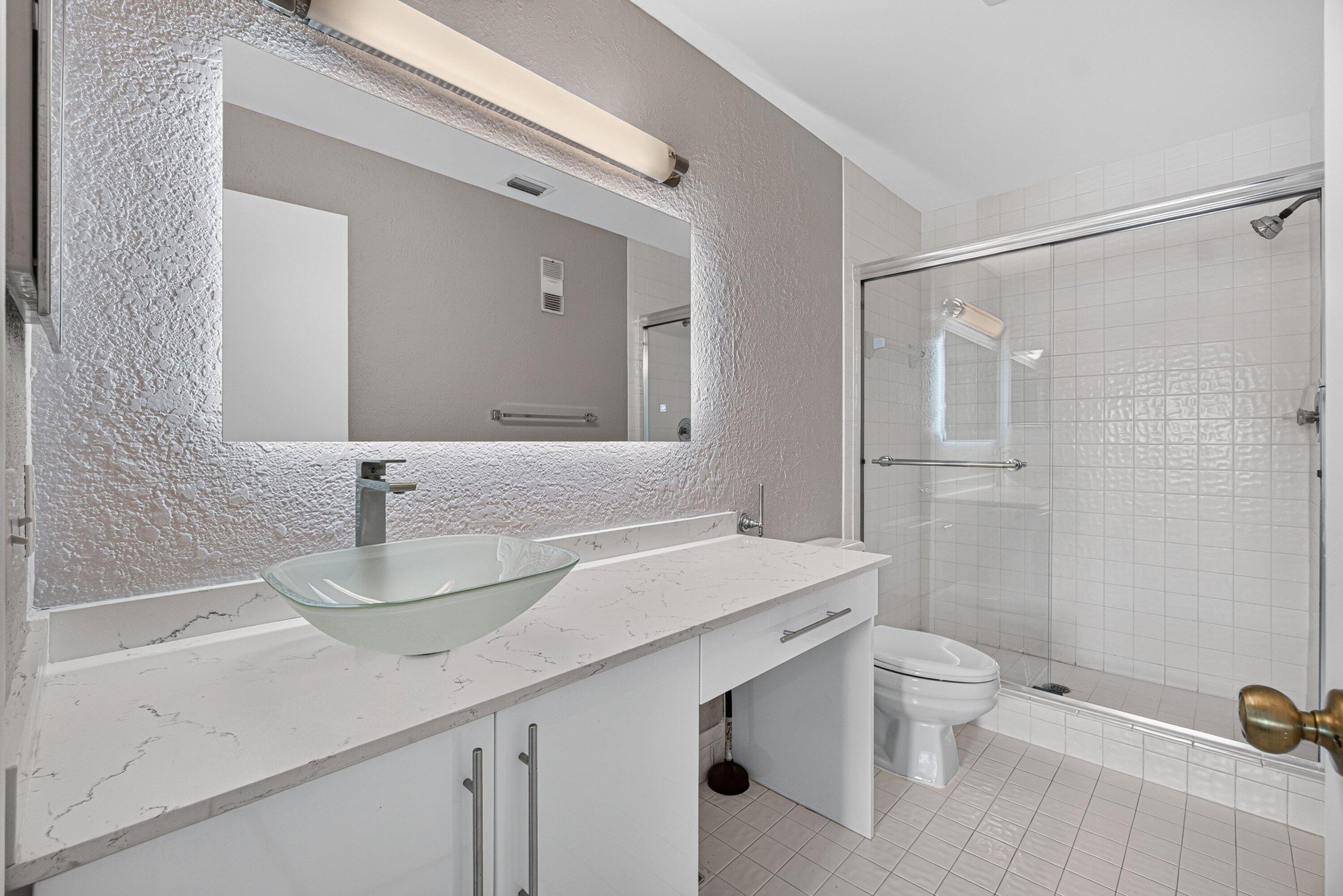 PALM CHASE LAKES - Residential