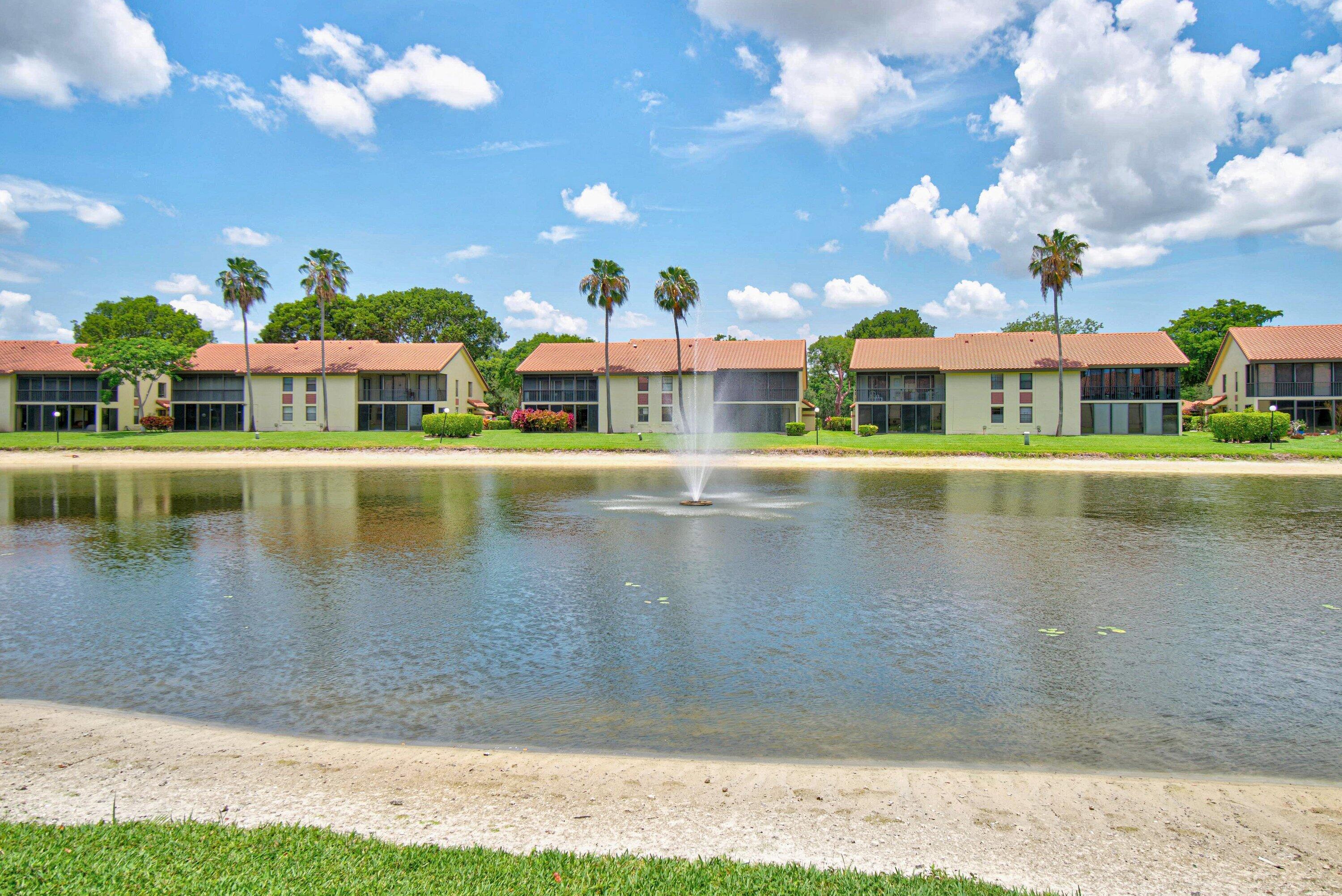 PALM CHASE LAKES - Residential
