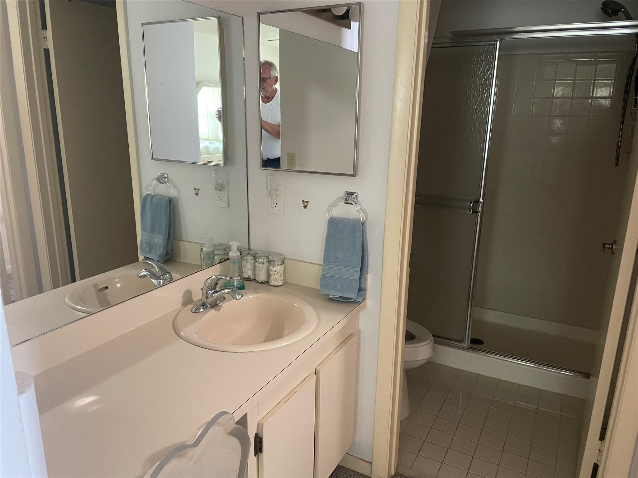 NORTHPOINTE I - Residential Lease
