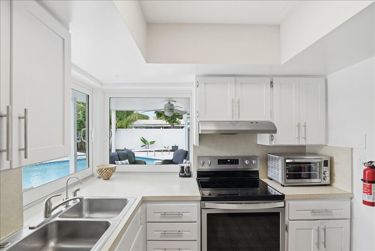ROYAL PALM ACRES EIGHTH SEC - Residential
