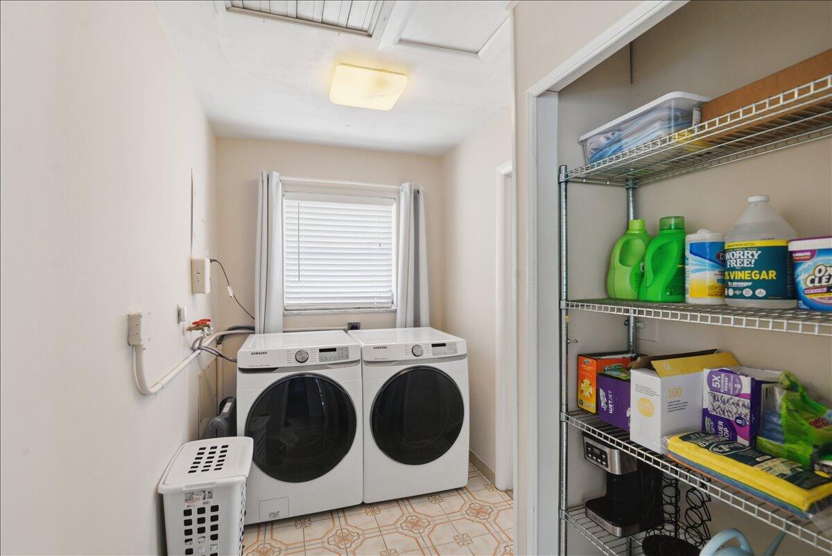 ROYAL PALM ACRES EIGHTH SEC - Residential