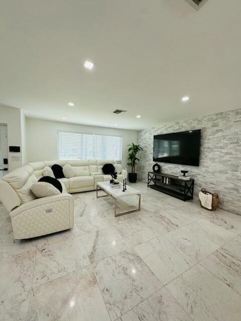 SCOTT ESTATES - Residential