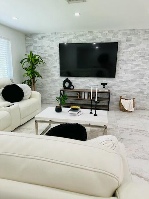 SCOTT ESTATES - Residential