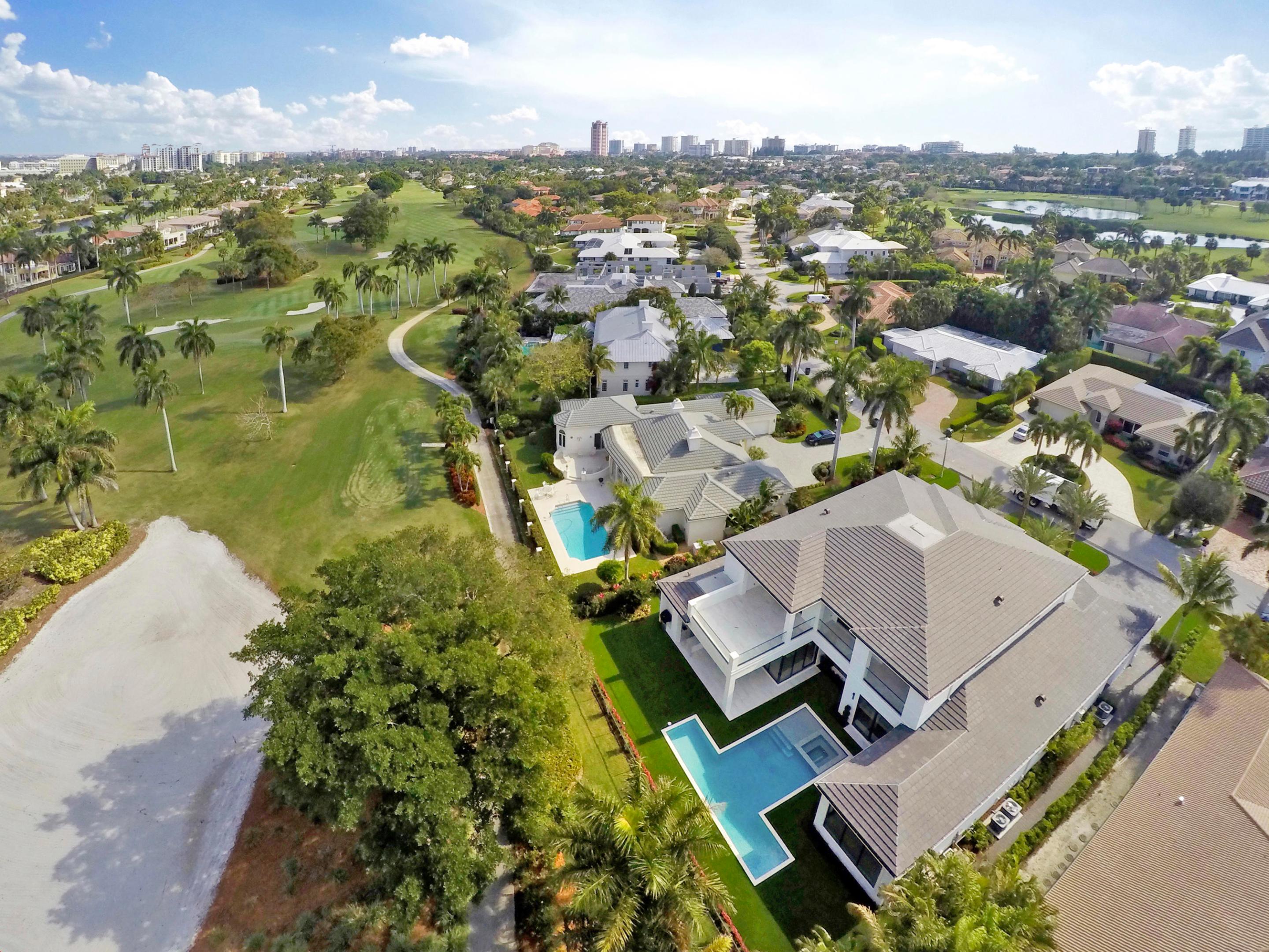 ROYAL PALM YACHT & COUNTRY CLUB - Residential