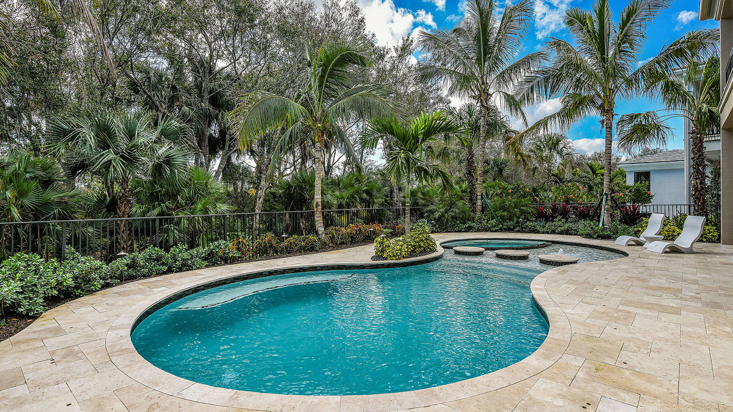 Artistry Palm Beach - Residential