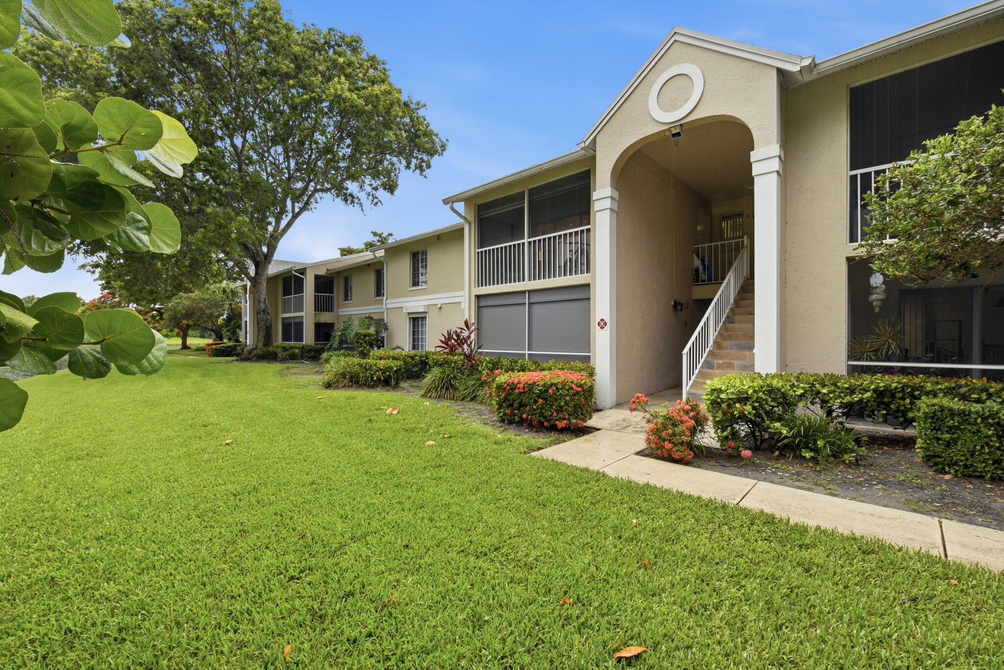 PINE RIDGE AT DELRAY BEACH CONDO - Residential