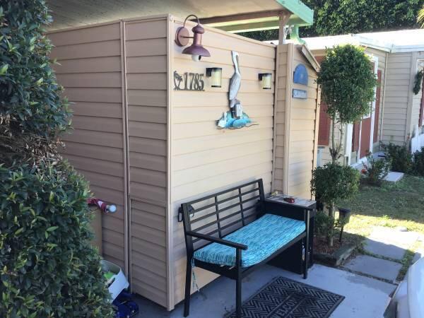Royal Palm Mobile Home Park - Residential
