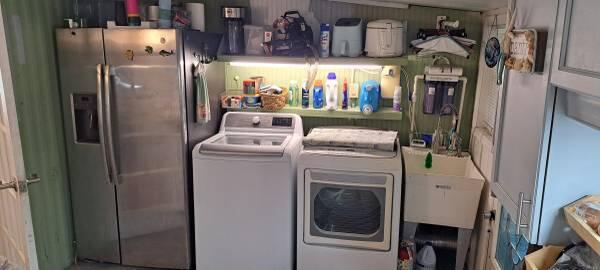 Royal Palm Mobile Home Park - Residential