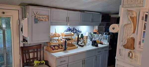 Royal Palm Mobile Home Park - Residential