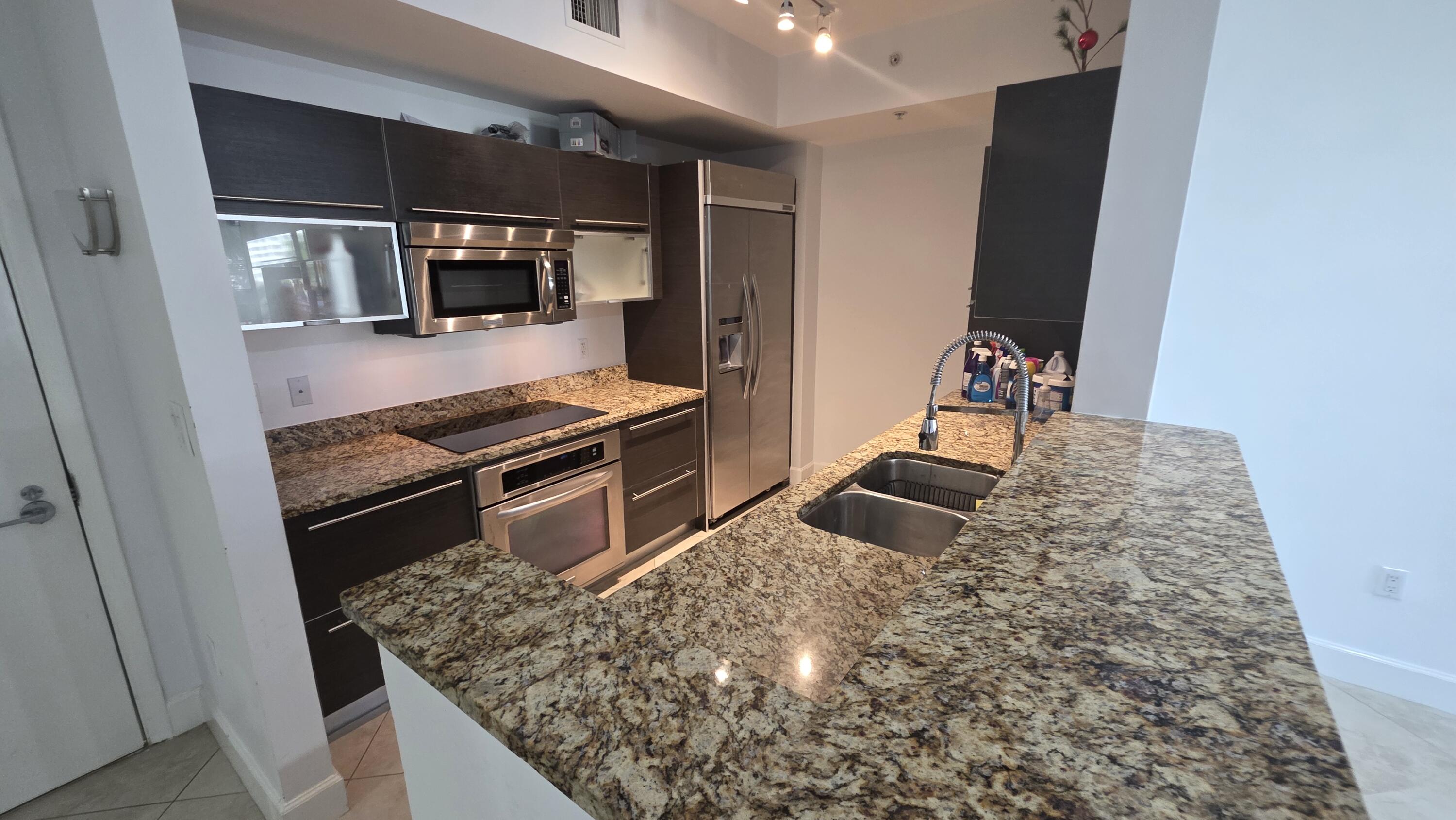 Cityplace South Tower Condo - Residential