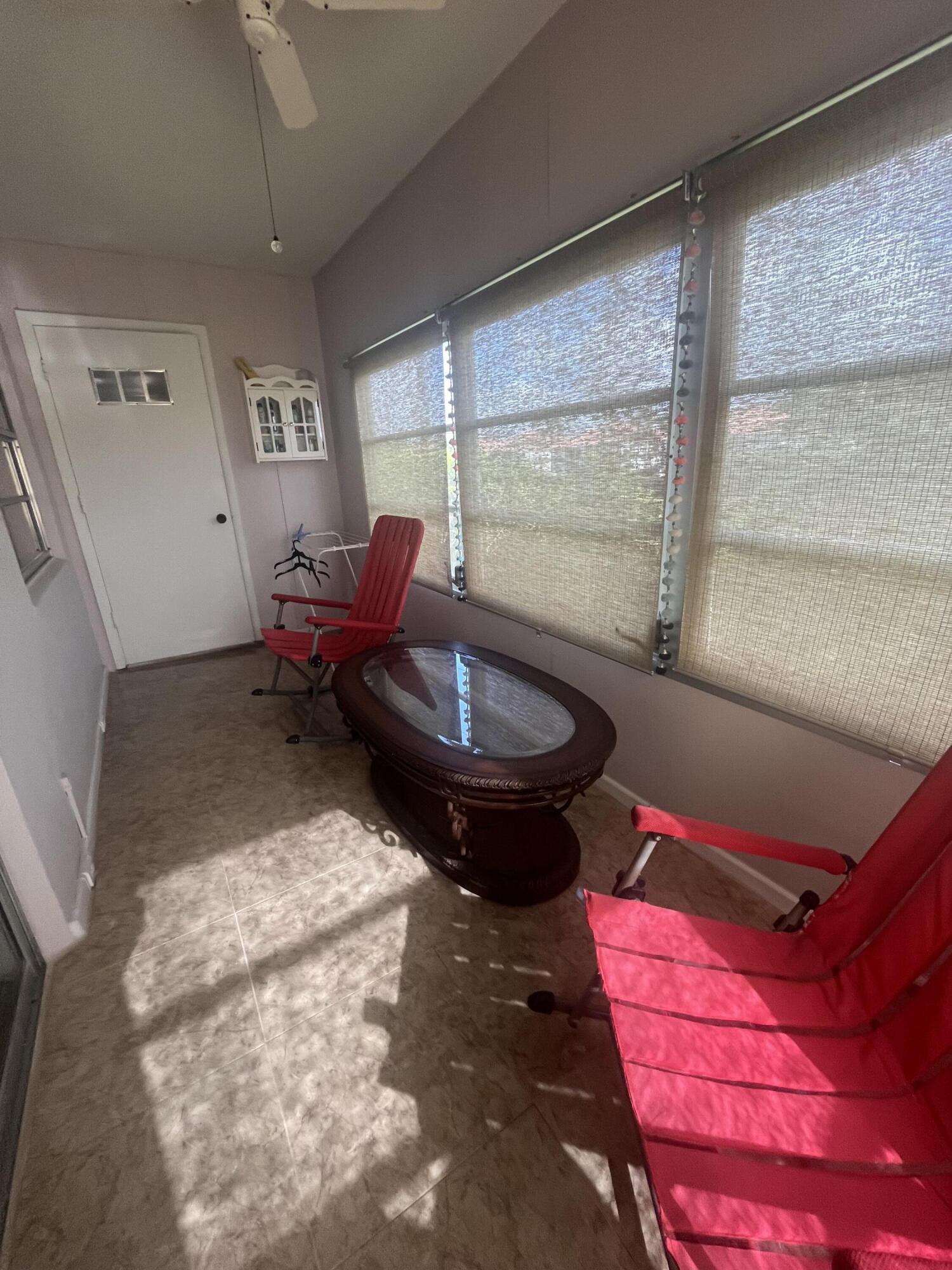 KINGS POINT - Residential