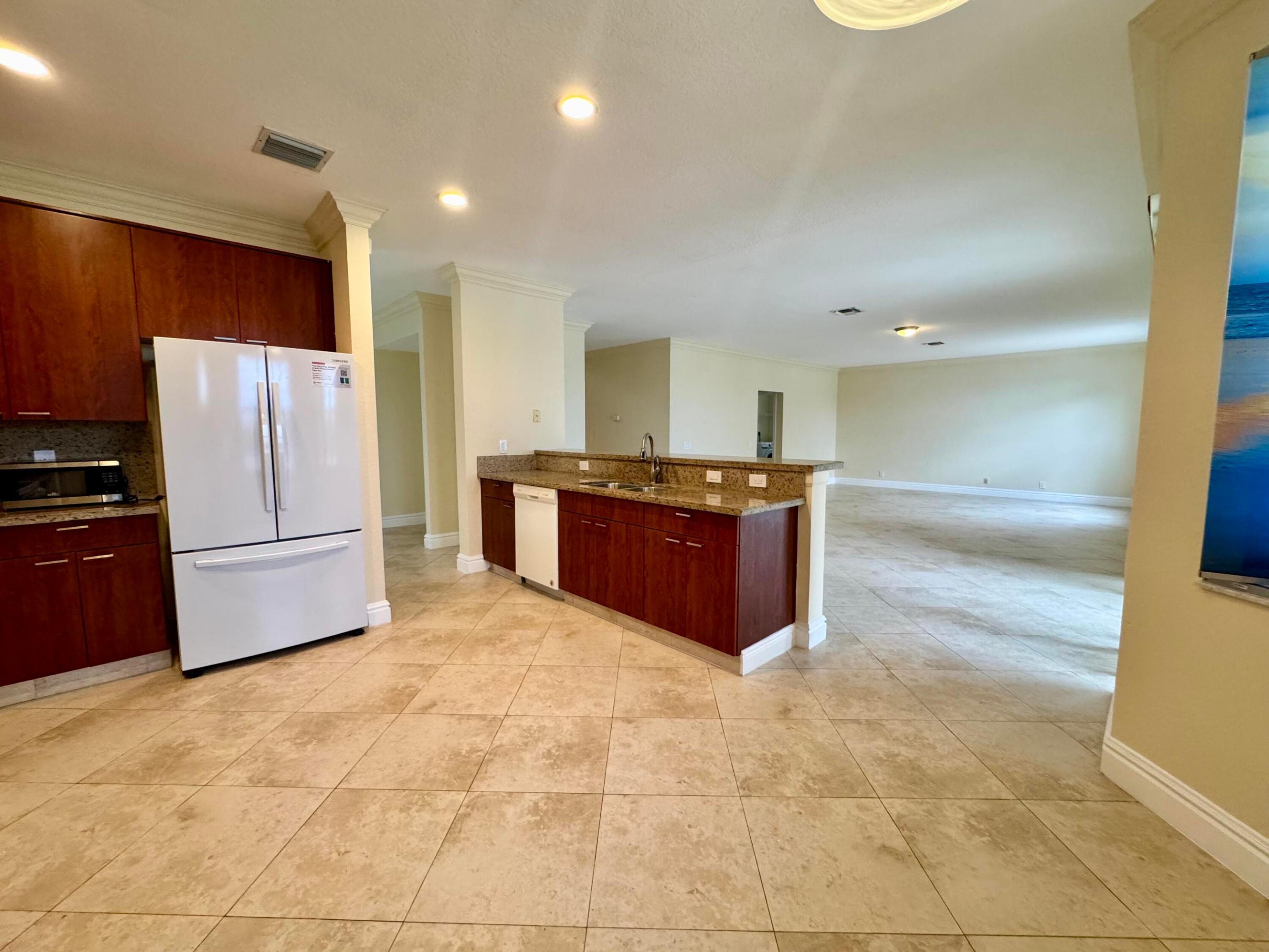 SECTOR 2-PARCELS 17 18 19 & 20 - Residential Lease