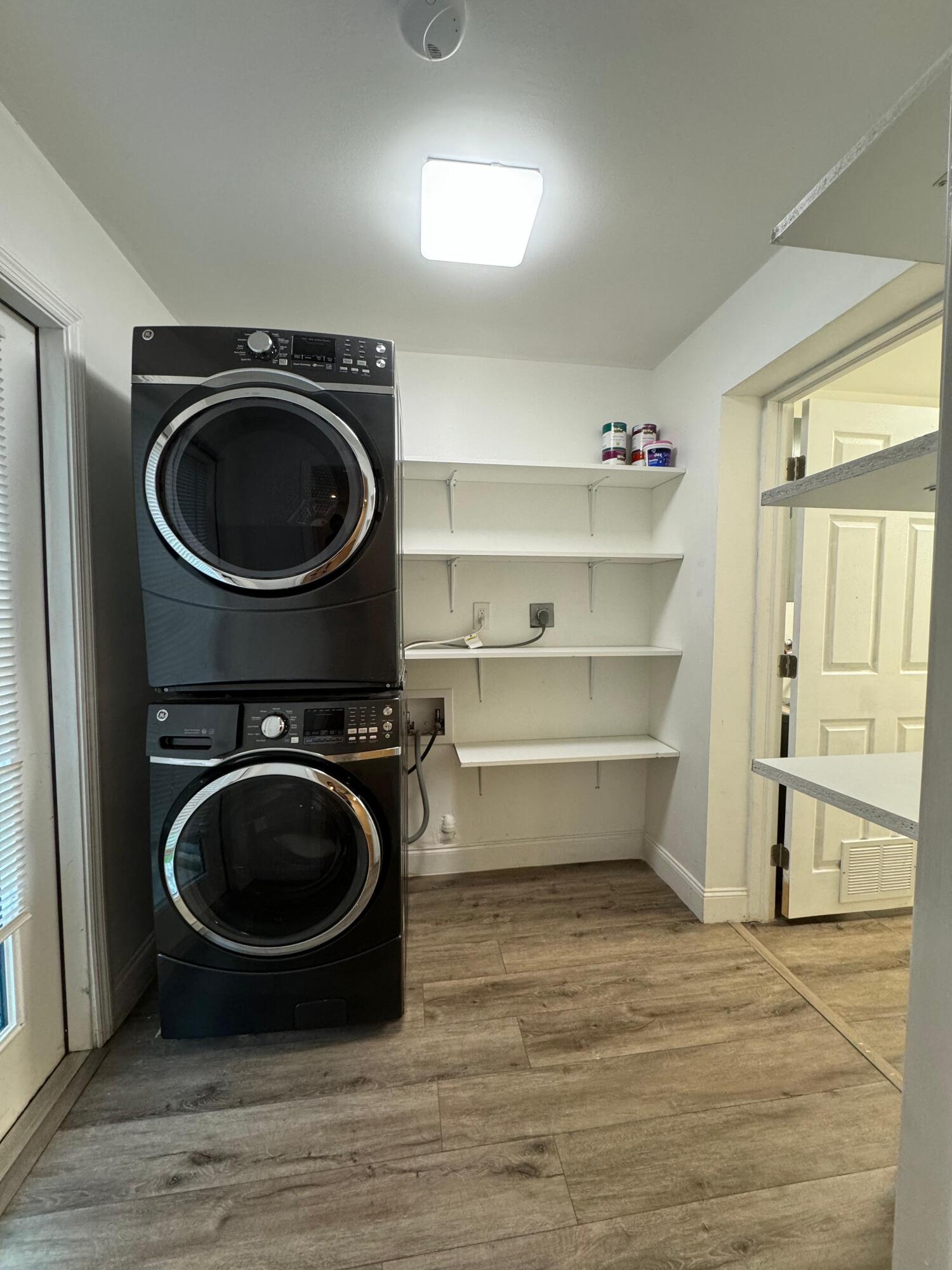 SUMMERTIME ISLES SECOND ADD - Residential Lease