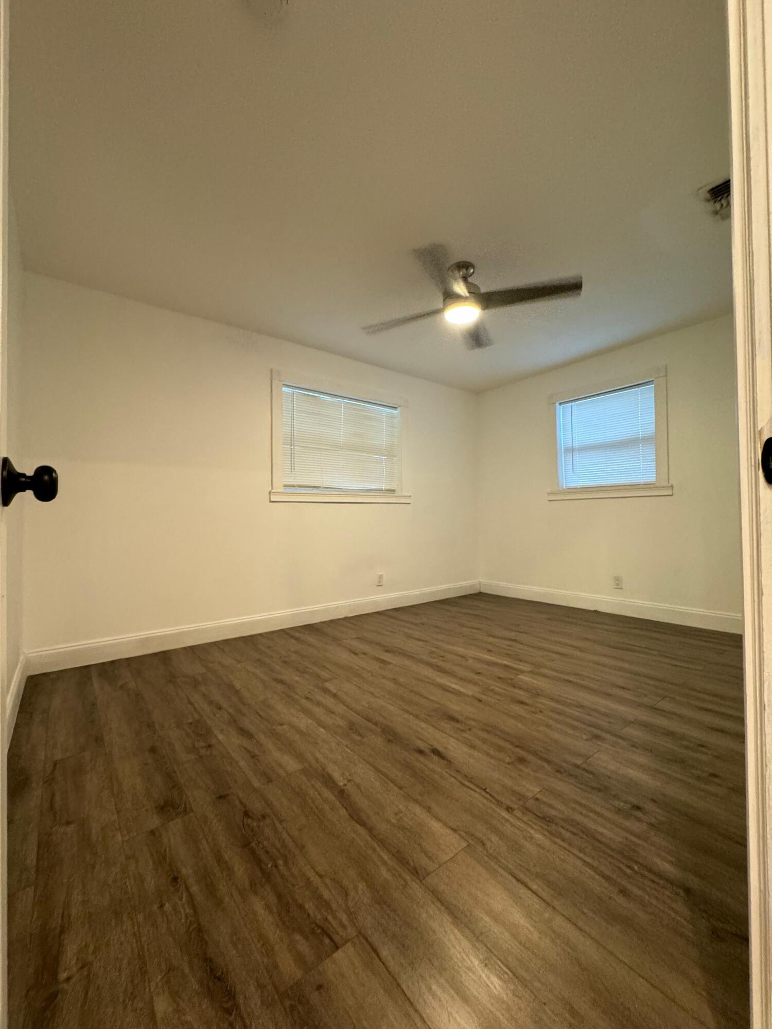 SUMMERTIME ISLES SECOND ADD - Residential Lease