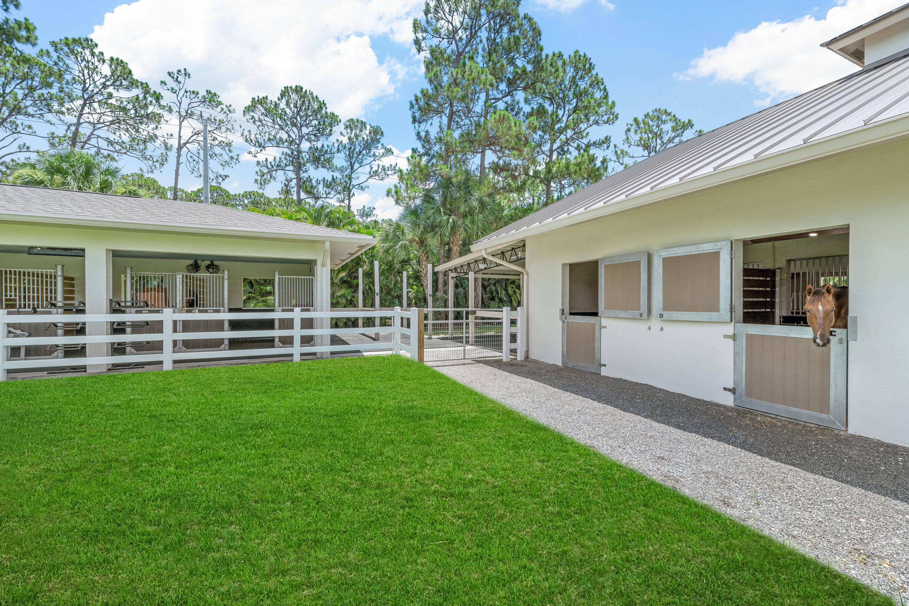 FOX TRAIL - Residential