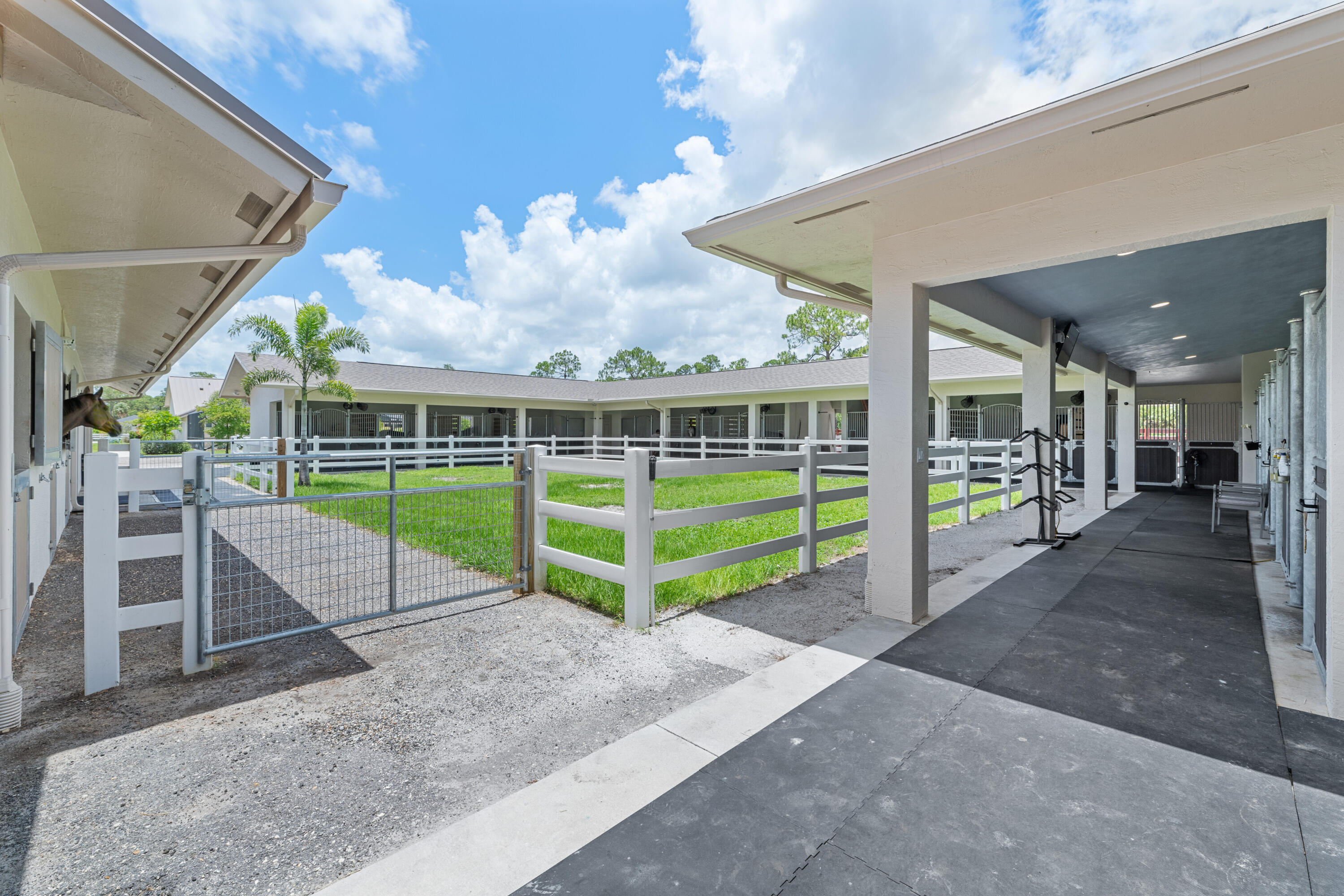 FOX TRAIL - Residential