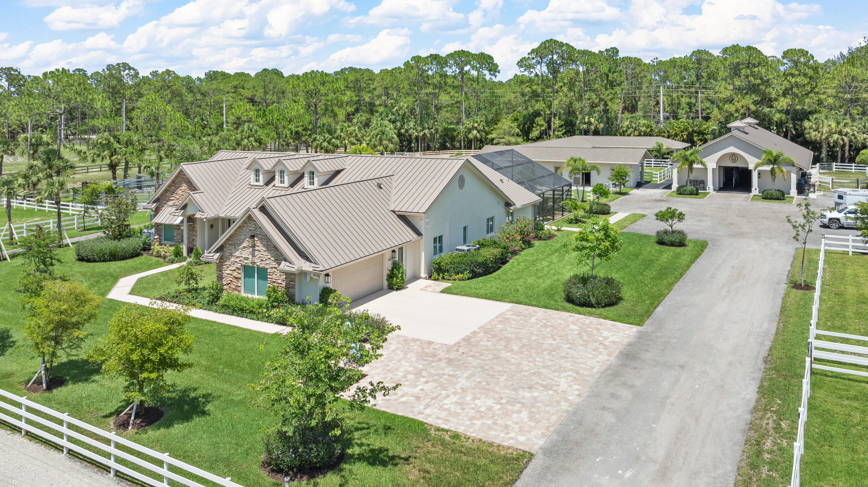 FOX TRAIL - Residential