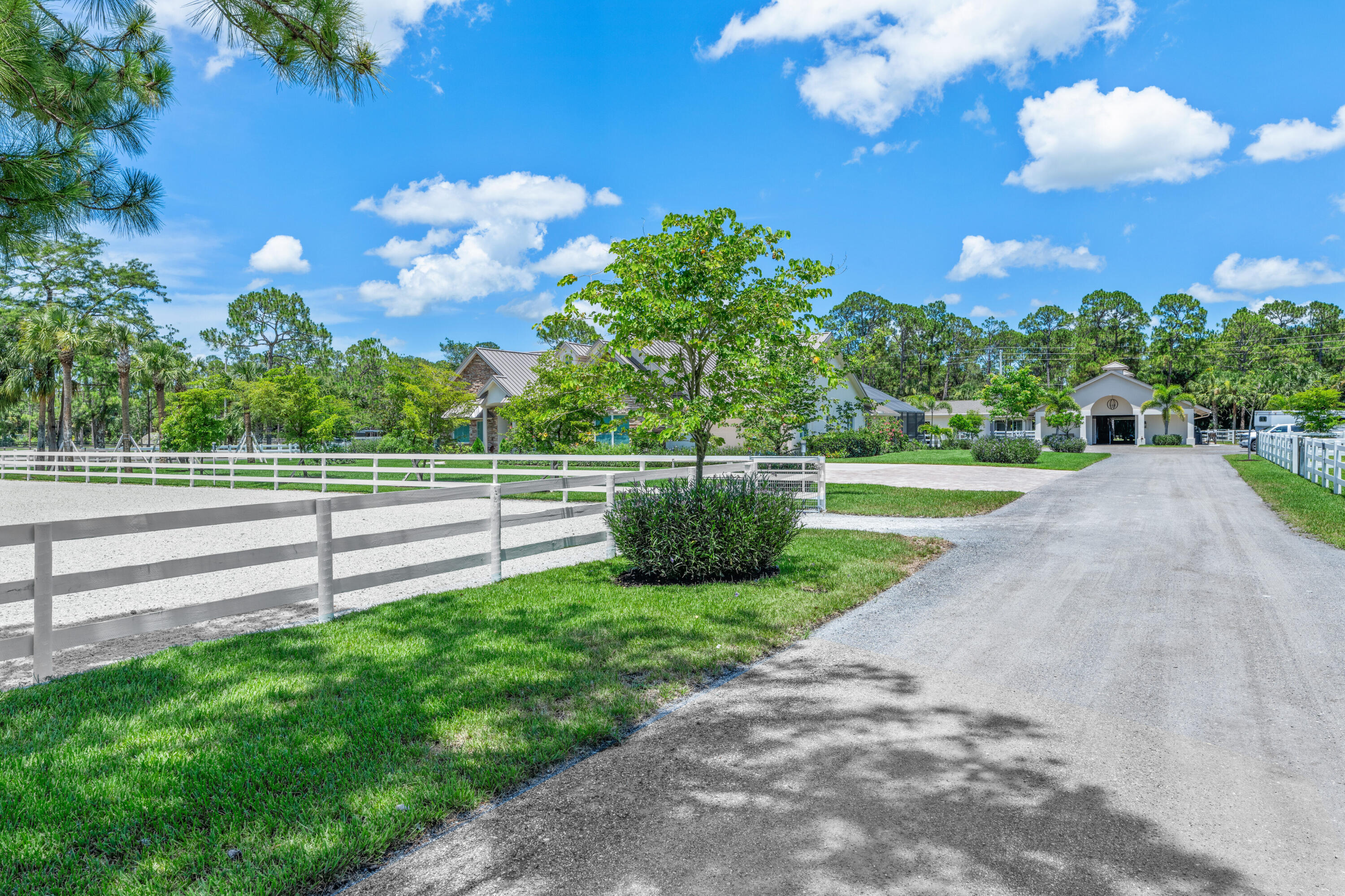 FOX TRAIL - Residential