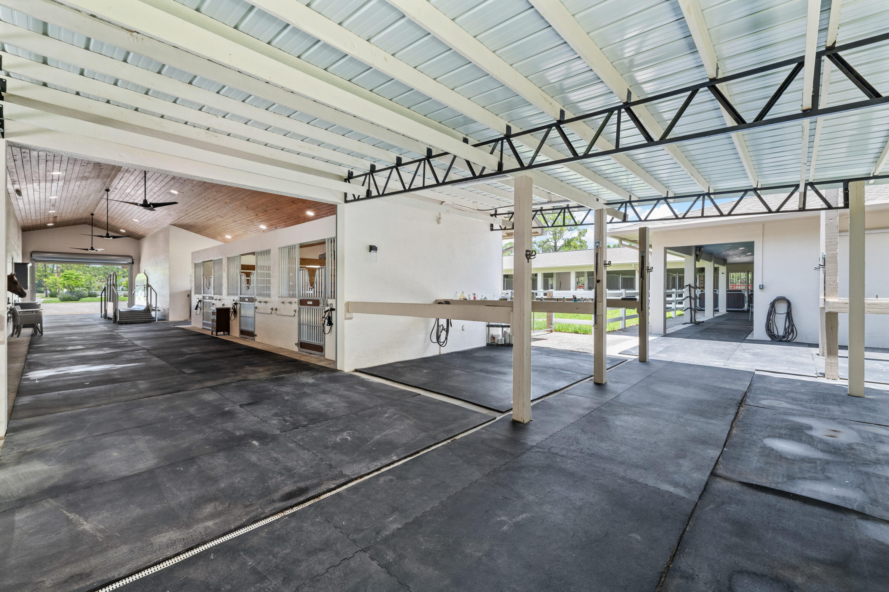 FOX TRAIL - Residential