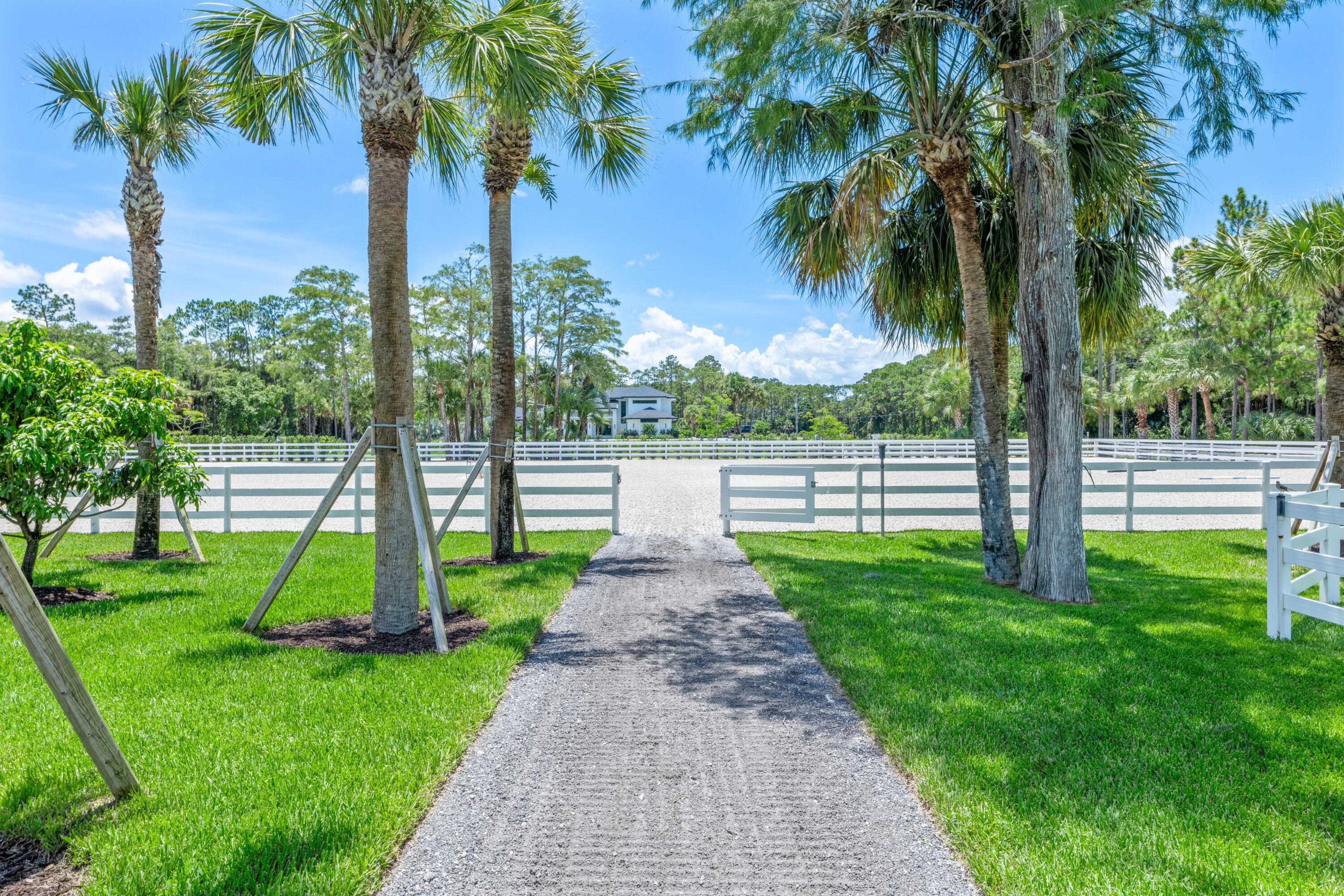 FOX TRAIL - Residential