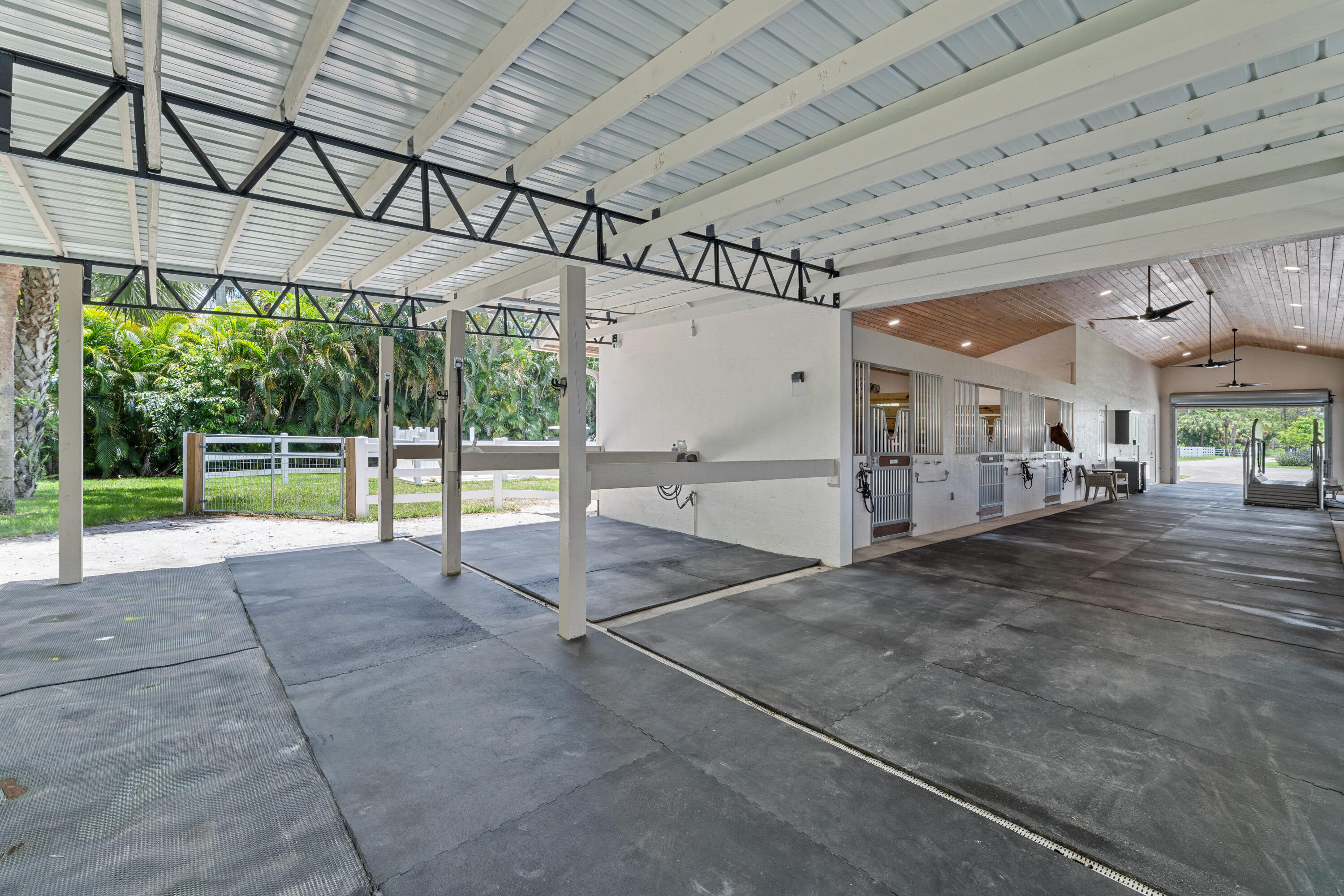 FOX TRAIL - Residential