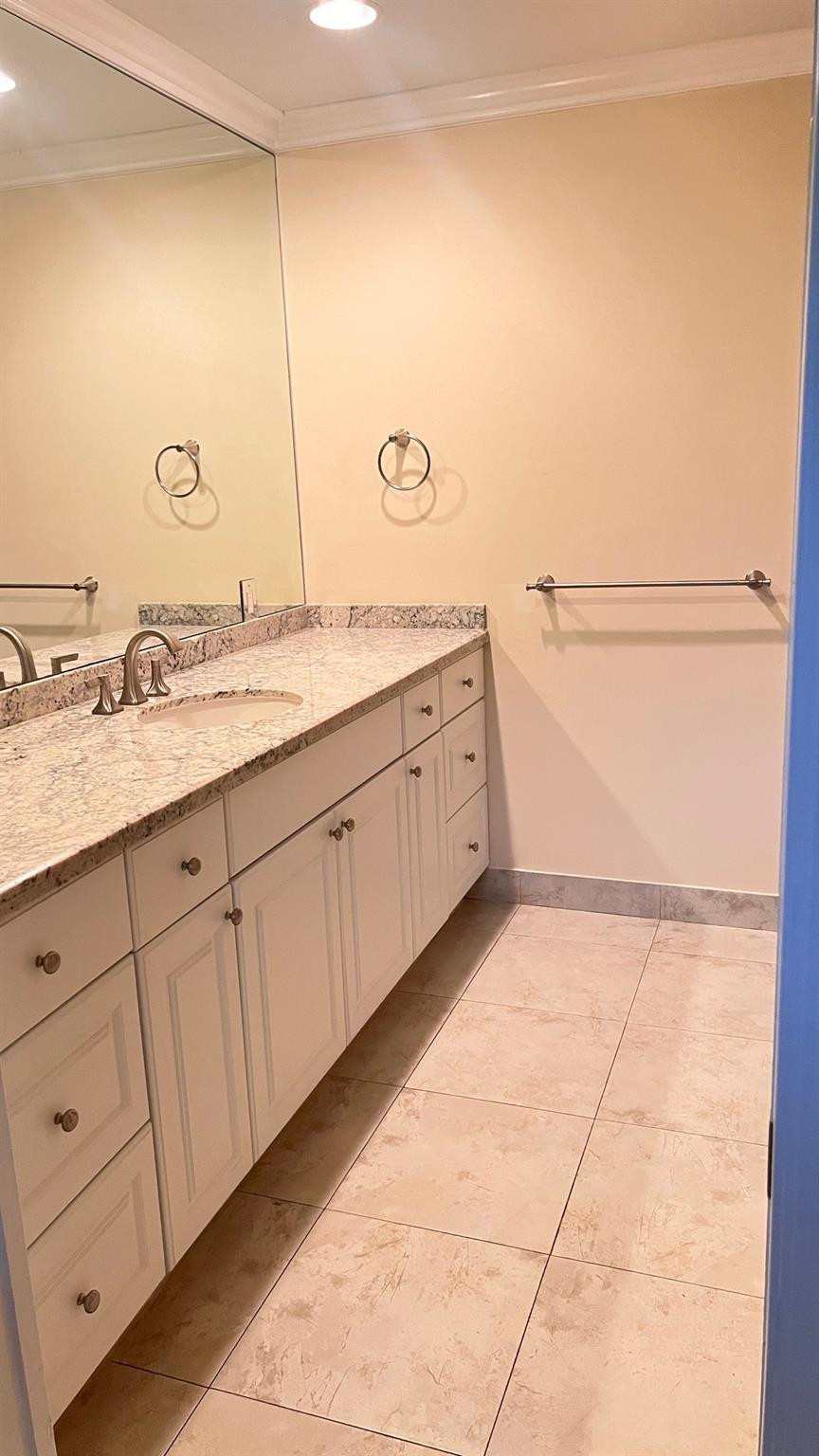 LAUDERDALE BEACH EXT - Residential Lease