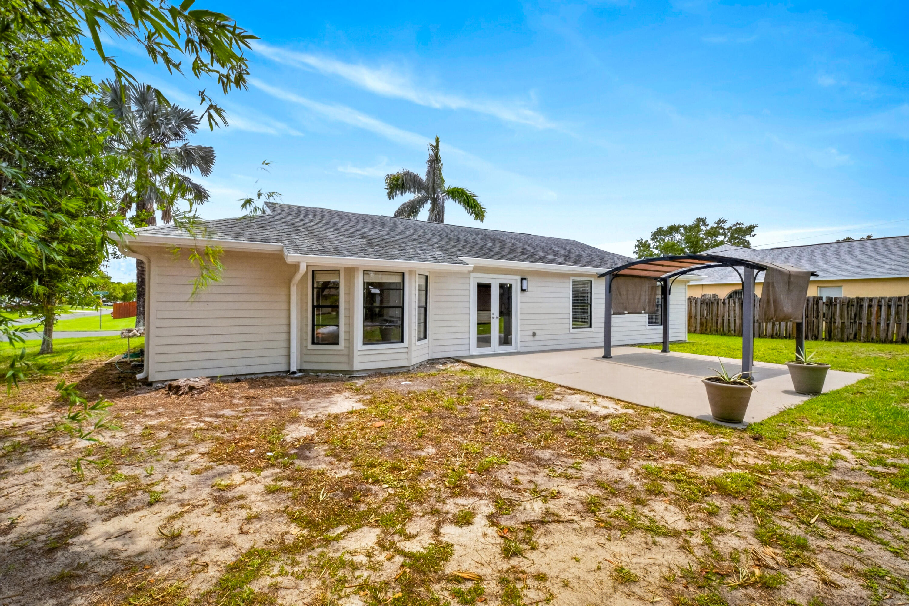 PORT ST LUCIE-SECTION 12- BLK 1162 LOT 19 (MAP 44/ - Residential