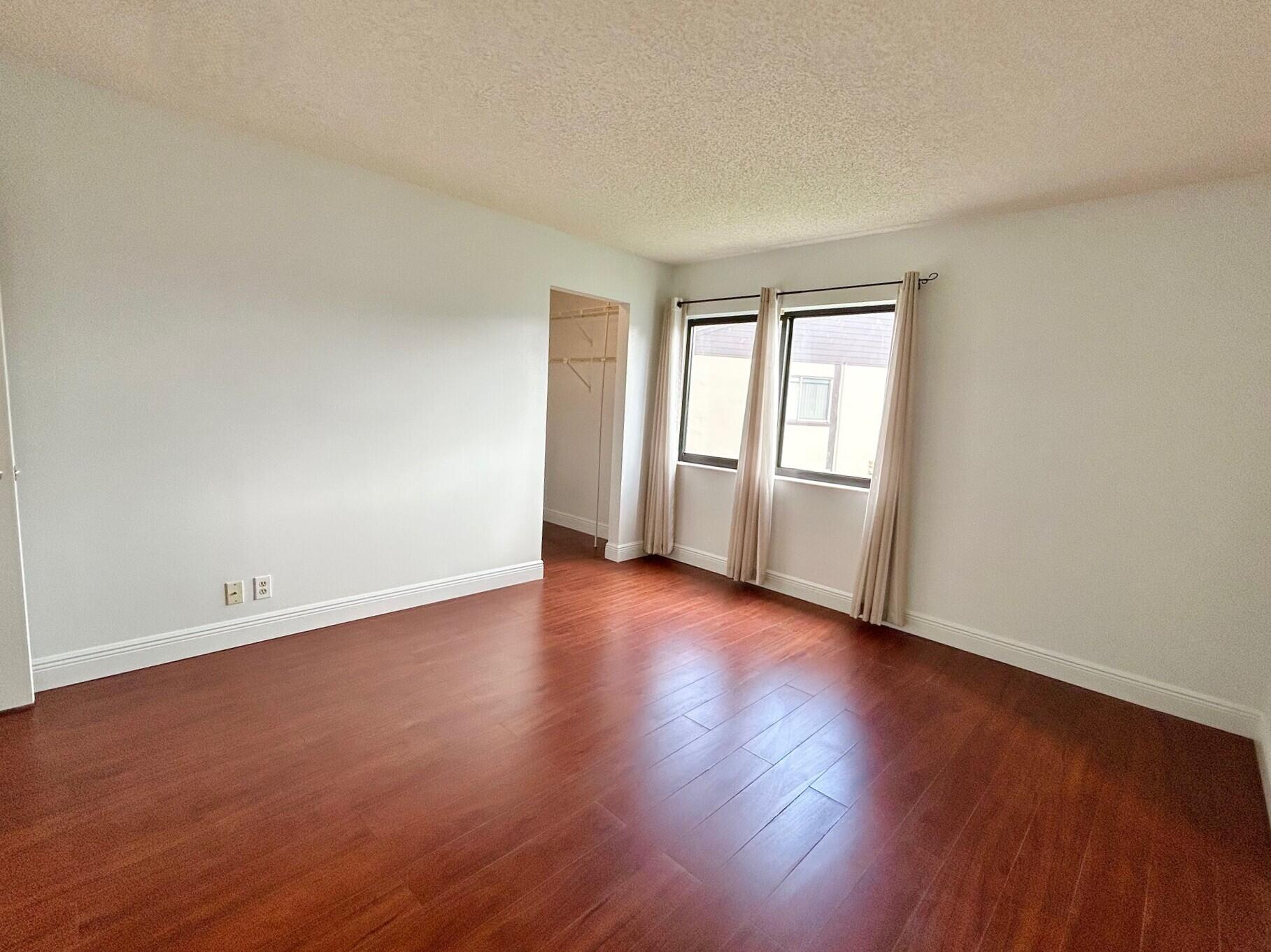 PINE RIDGE SOUTH IV CONDO - Residential
