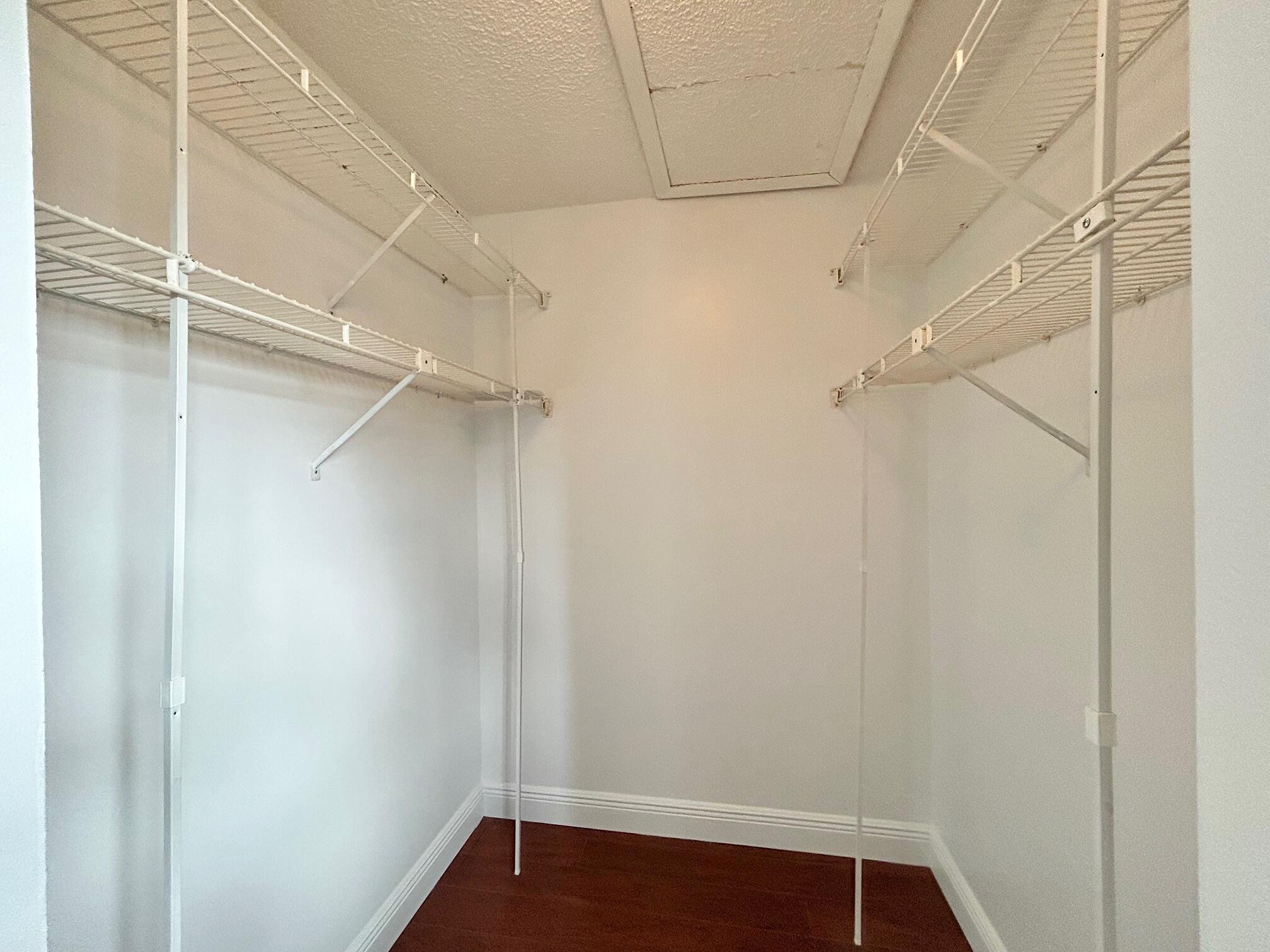 PINE RIDGE SOUTH IV CONDO - Residential
