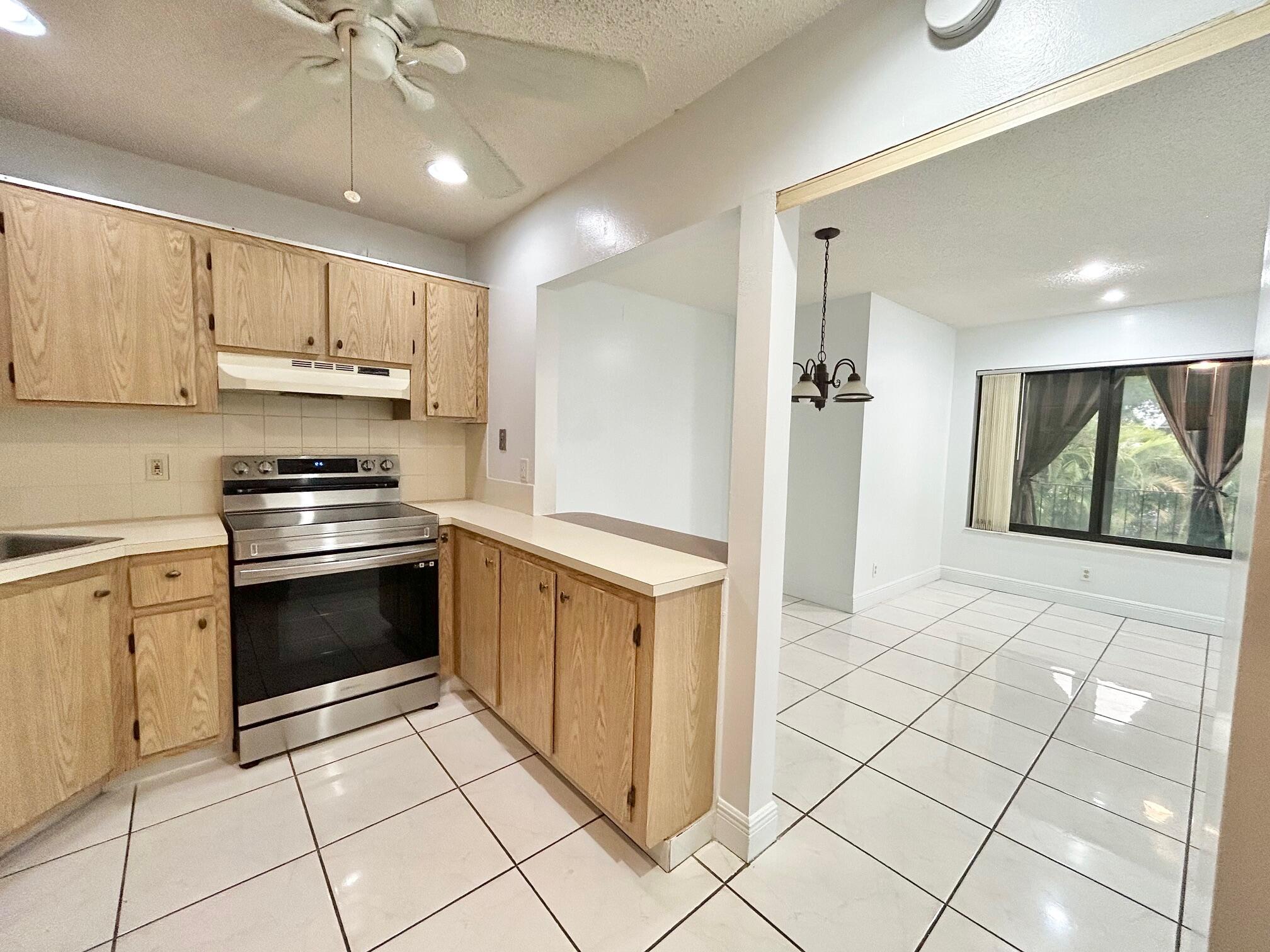 PINE RIDGE SOUTH IV CONDO - Residential