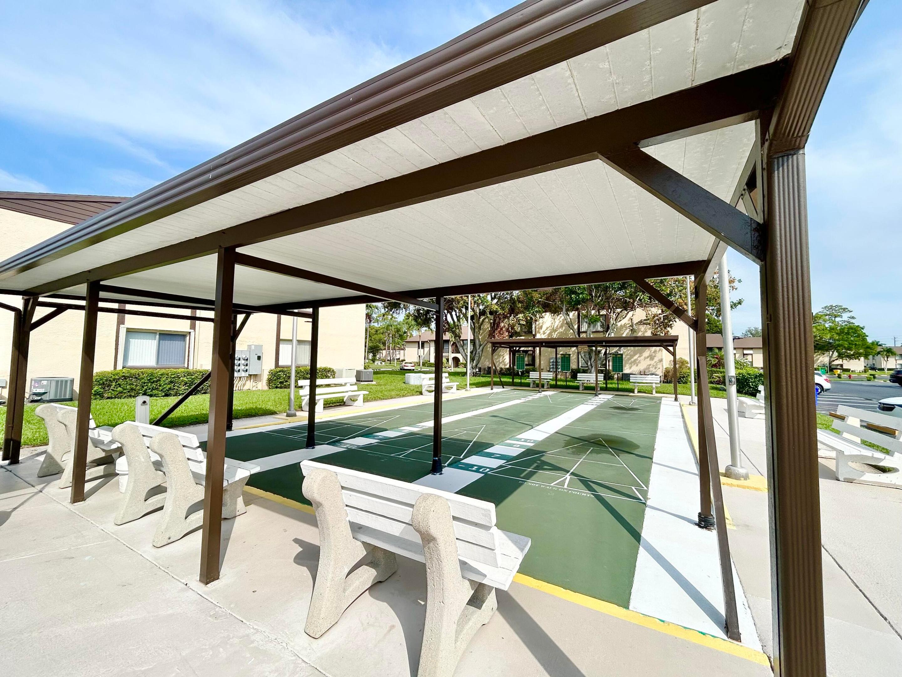 PINE RIDGE SOUTH IV CONDO - Residential