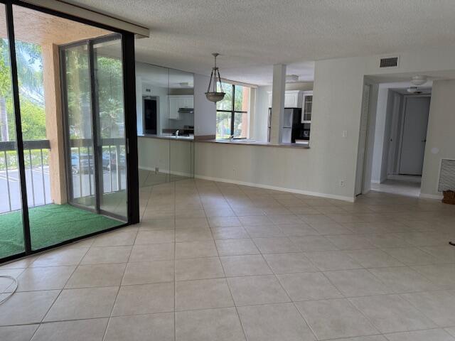 LAVERS DELRAY RACQUET CLUB CONDO - Residential Lease