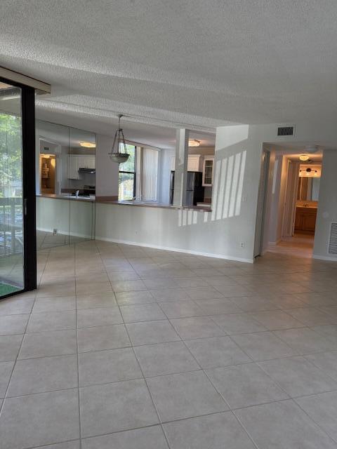 LAVERS DELRAY RACQUET CLUB CONDO - Residential Lease