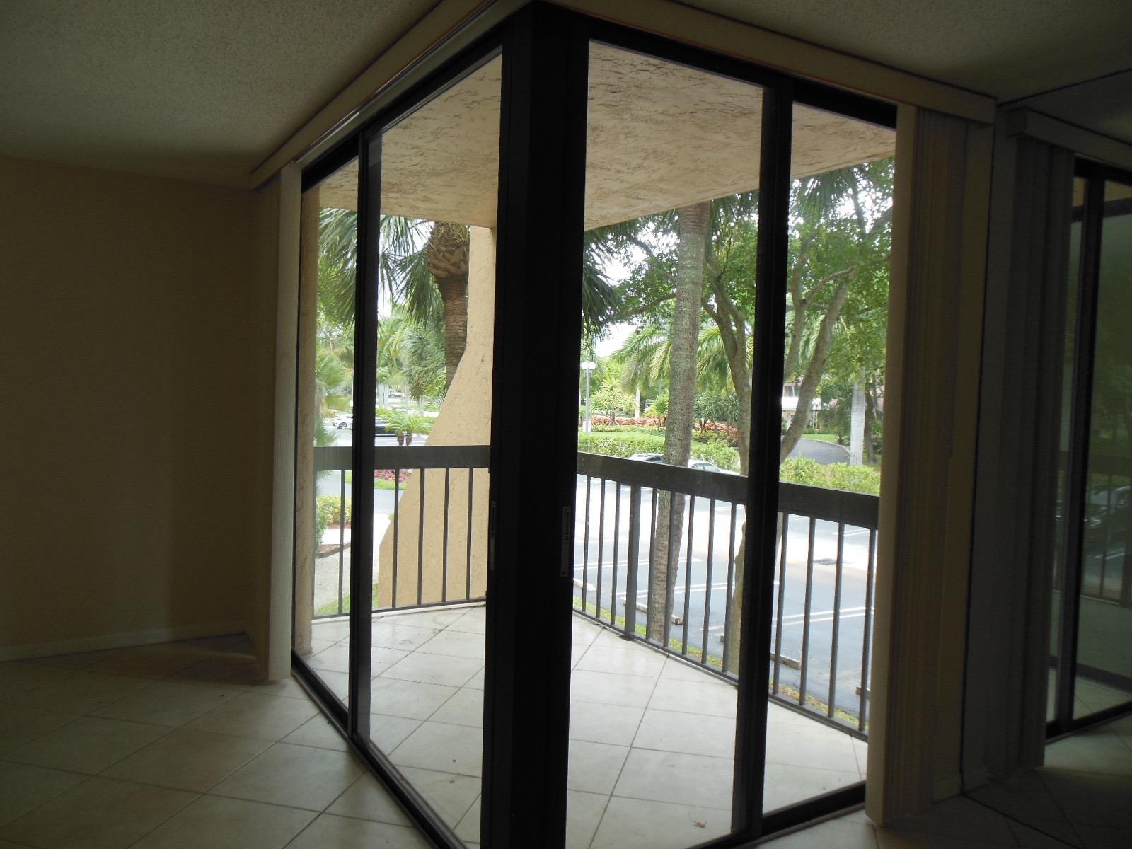 LAVERS DELRAY RACQUET CLUB CONDO - Residential Lease