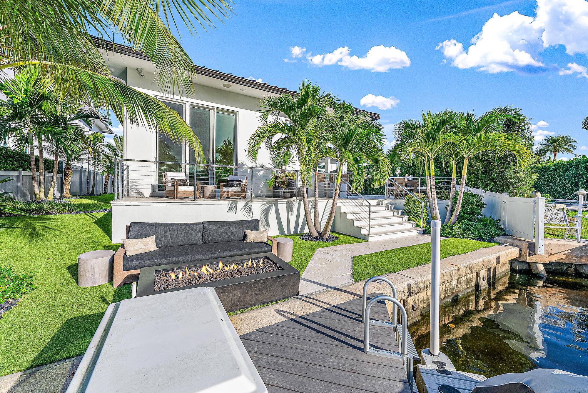 NORTH PALM BEACH VILLAGE OF PL 6 IN PB 26 PGS 10 T - Residential