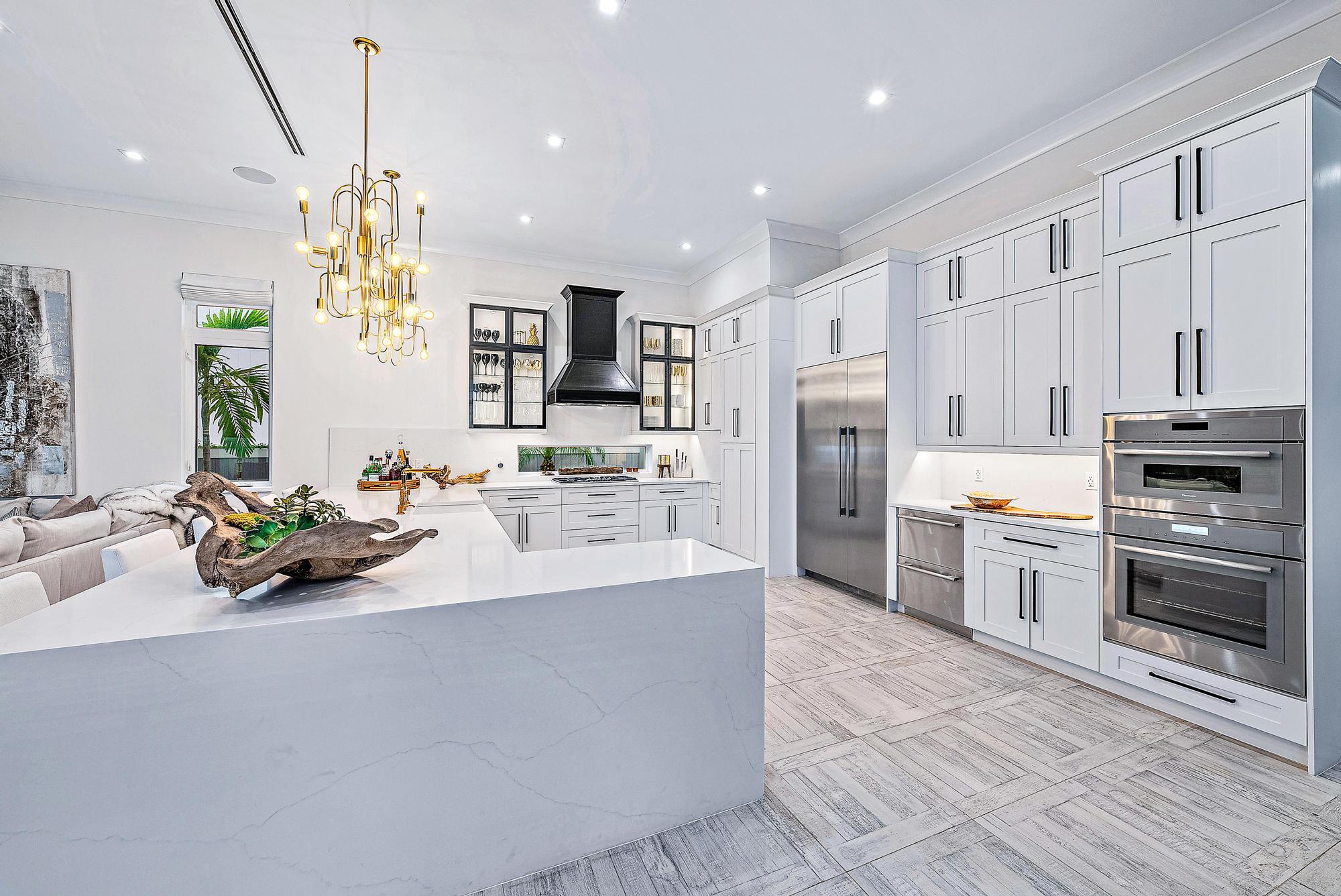 NORTH PALM BEACH VILLAGE OF PL 6 IN PB 26 PGS 10 T - Residential