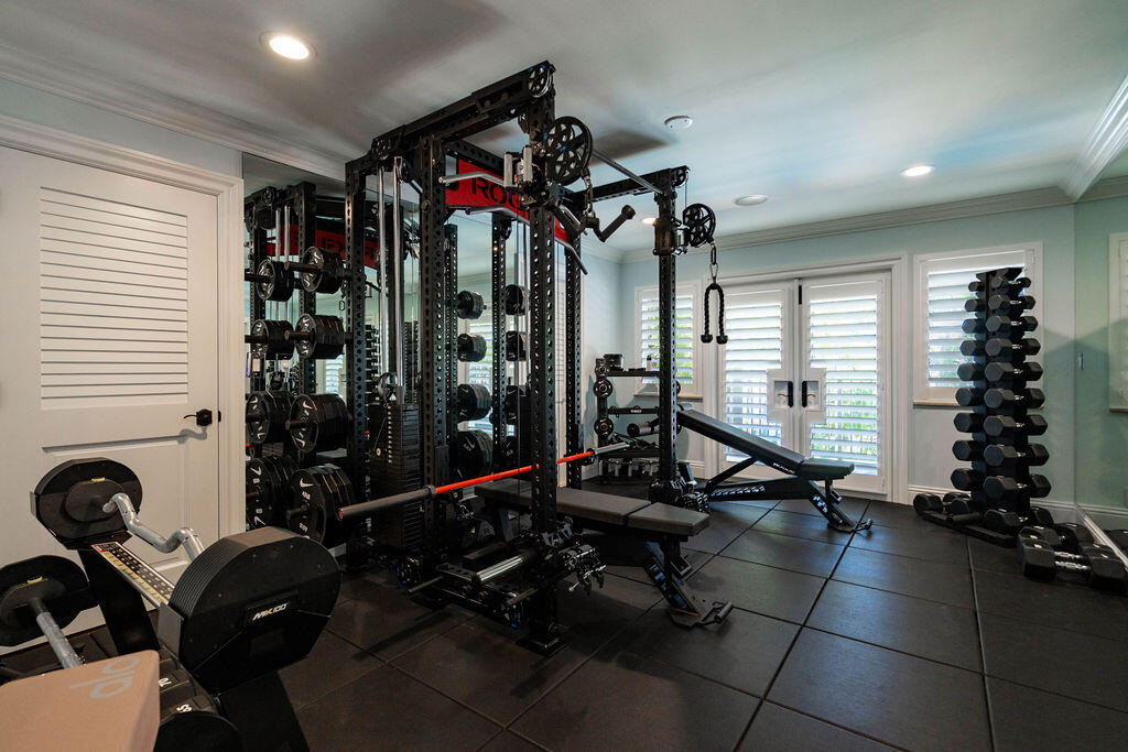VENETIAN ISLES 3RD SEC - Residential
