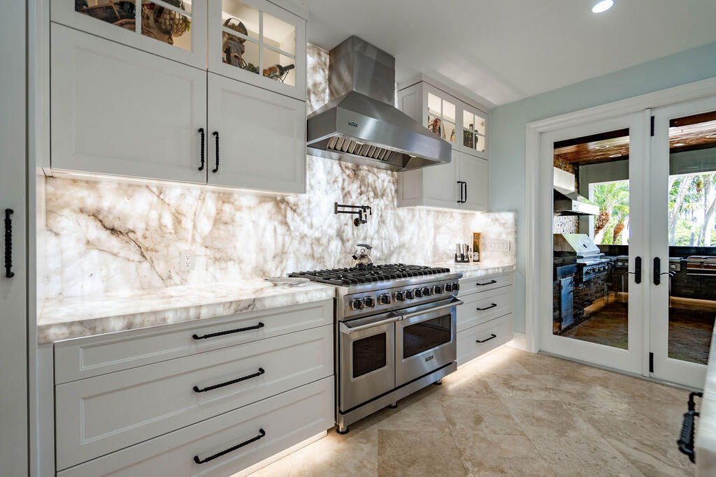 VENETIAN ISLES 3RD SEC - Residential