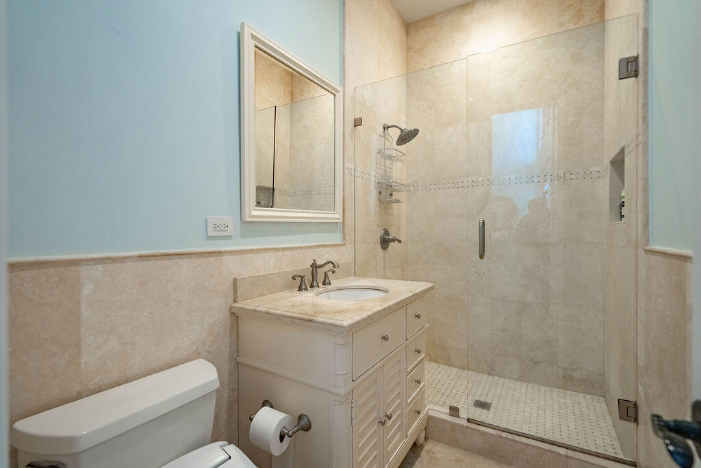 VENETIAN ISLES 3RD SEC - Residential